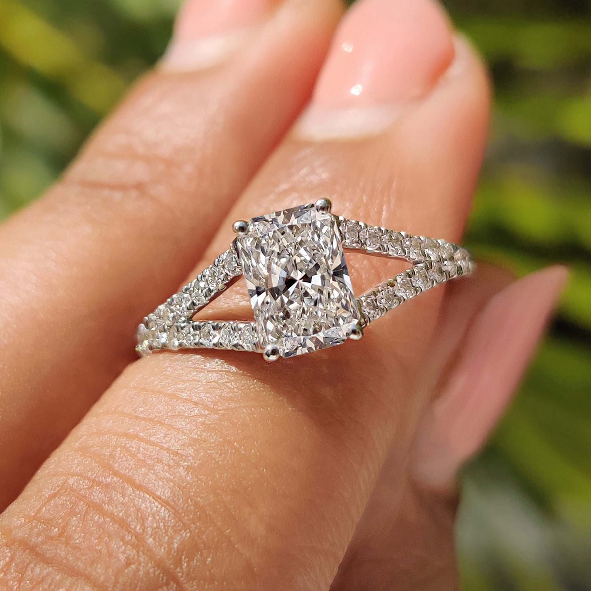 Cathedral setting wedding band 60 photos - Astyledwedding.com Cathedral setting wedding band 60 photos - Astyledwedding.com