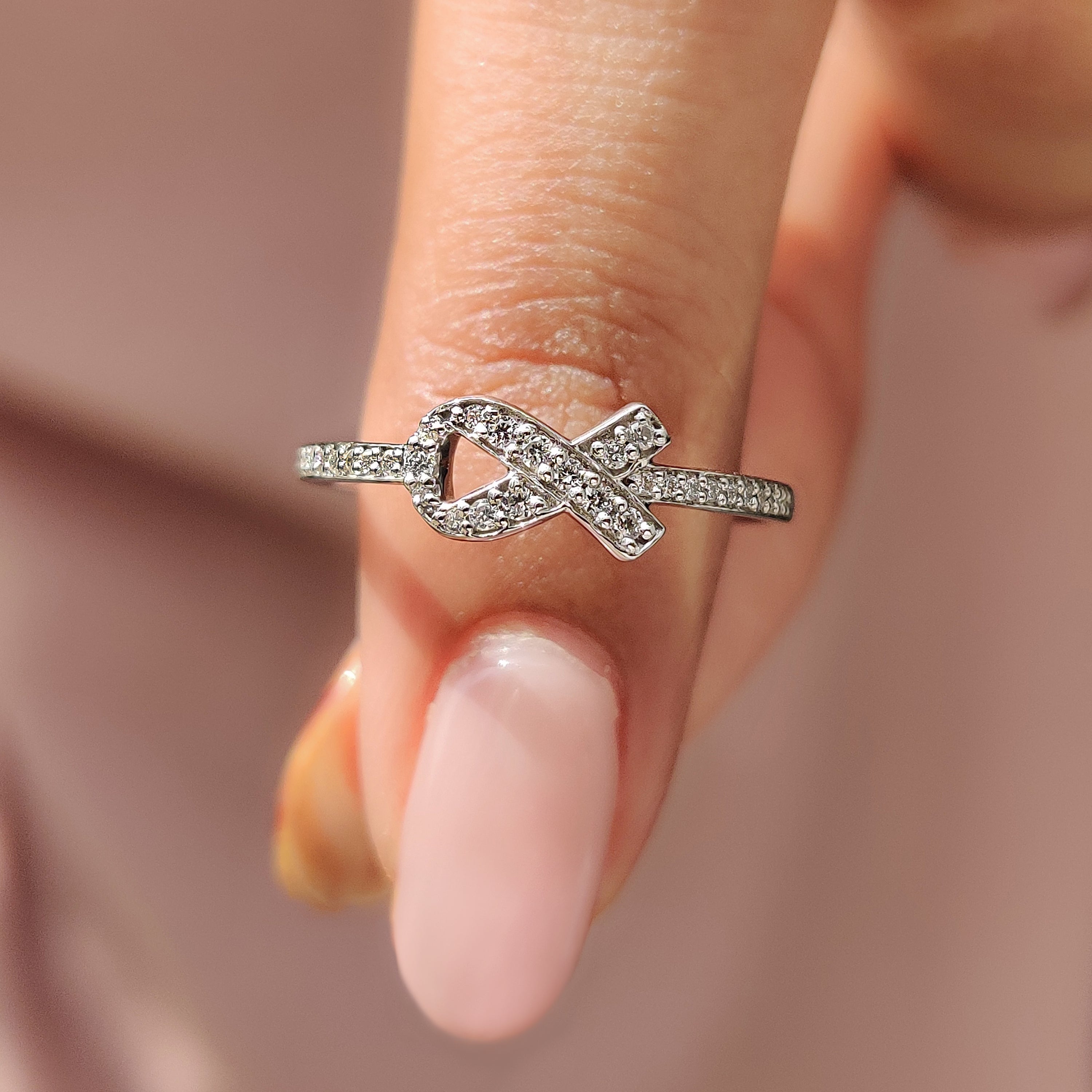Lab grown diamond ring with eco-friendly beauty.
