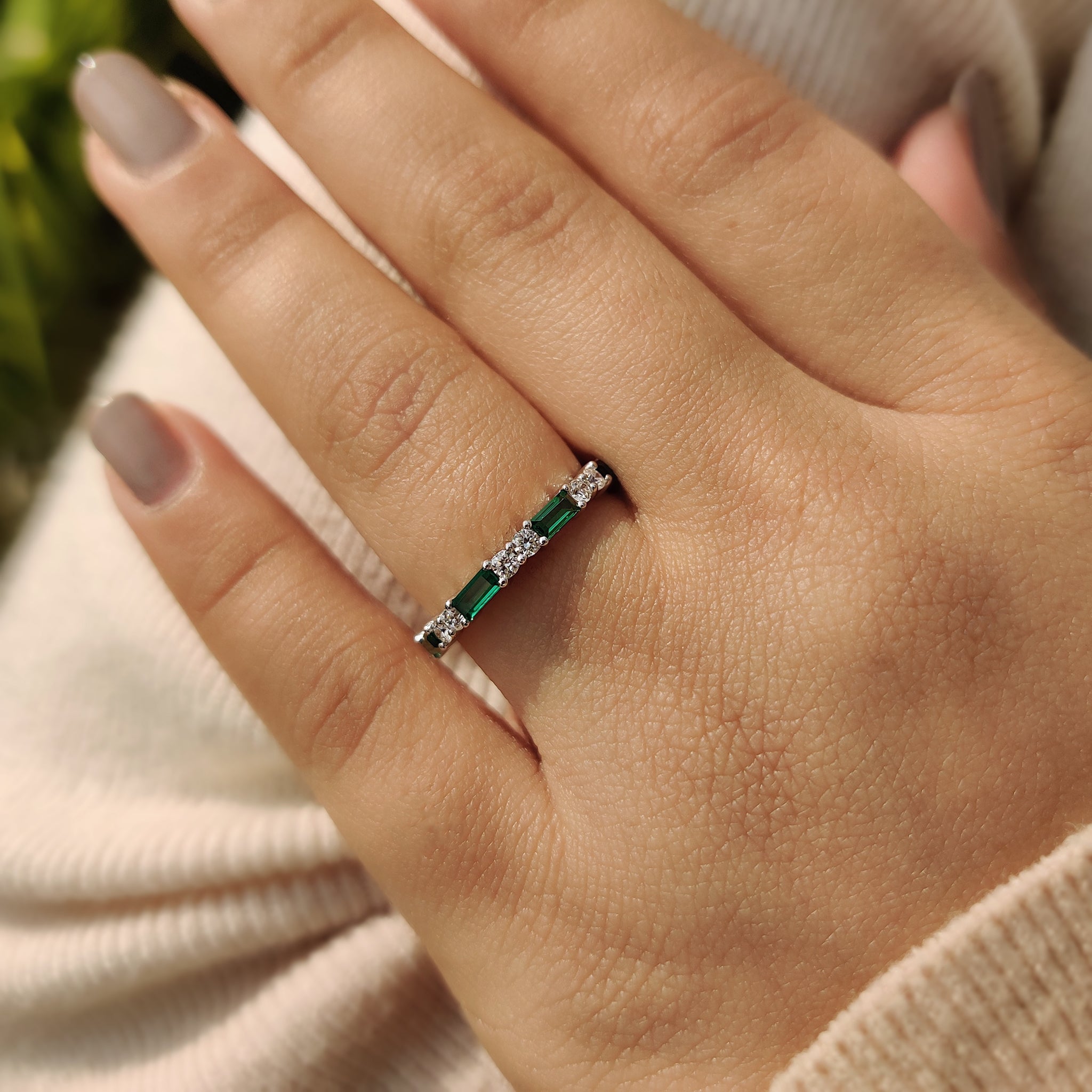 White gold wedding band exuding a luxurious and elegant charm for any occasion.
