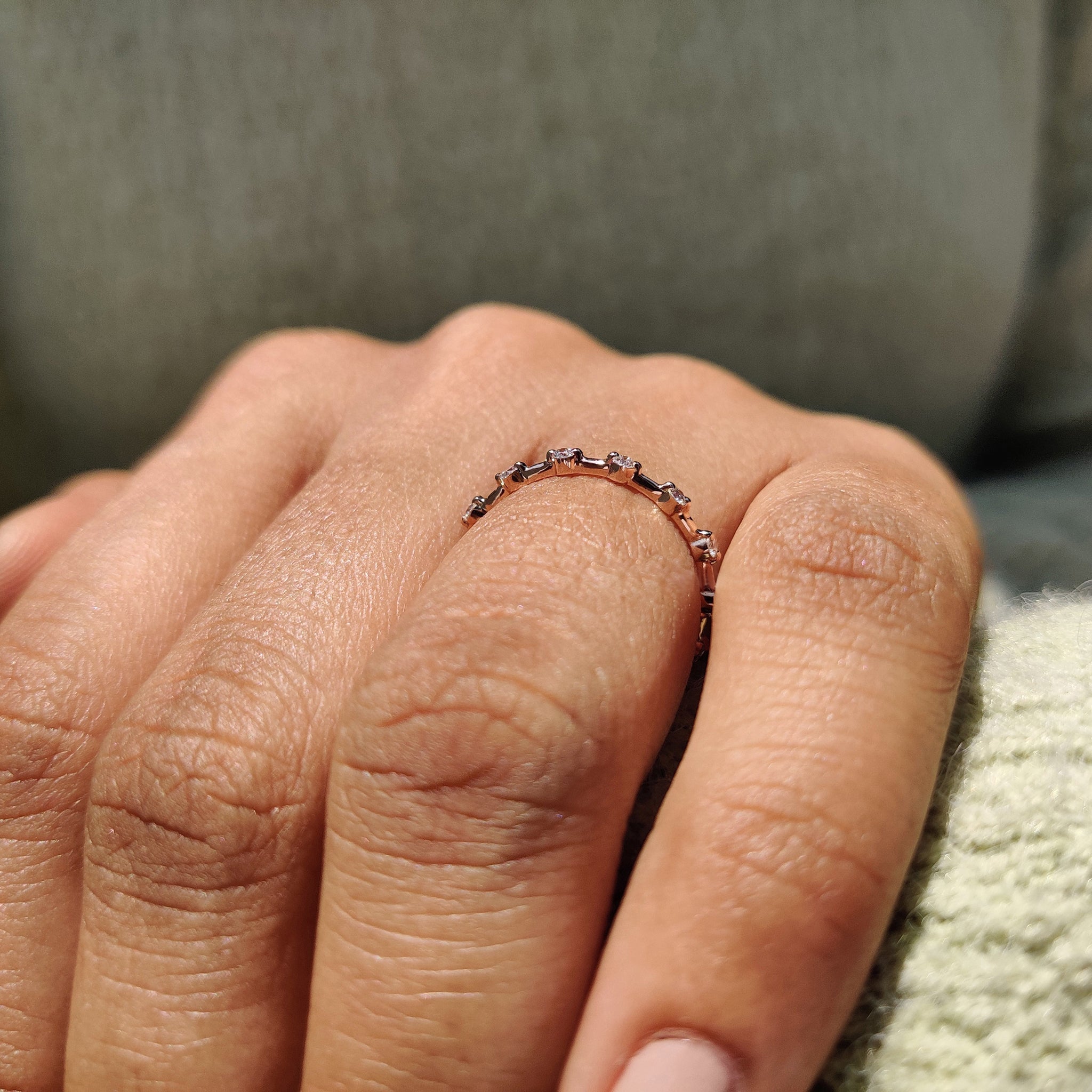 Round Diamond Wedding Band - 7 Stone Set