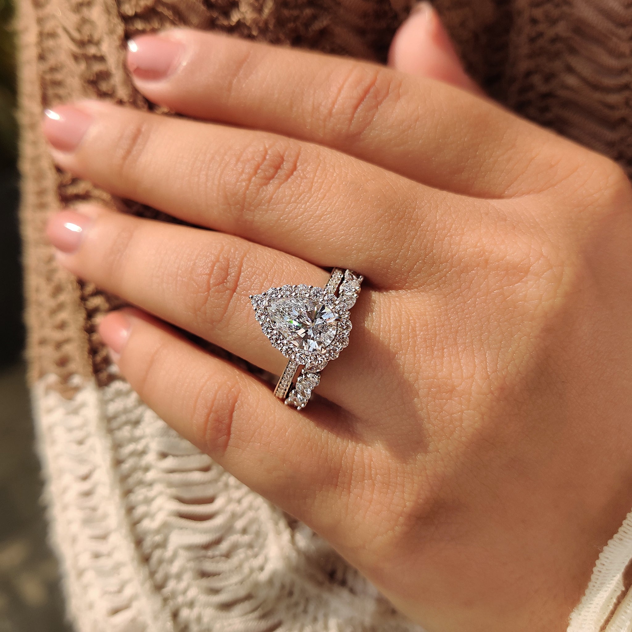 Diamond bridal set with pear centre stone