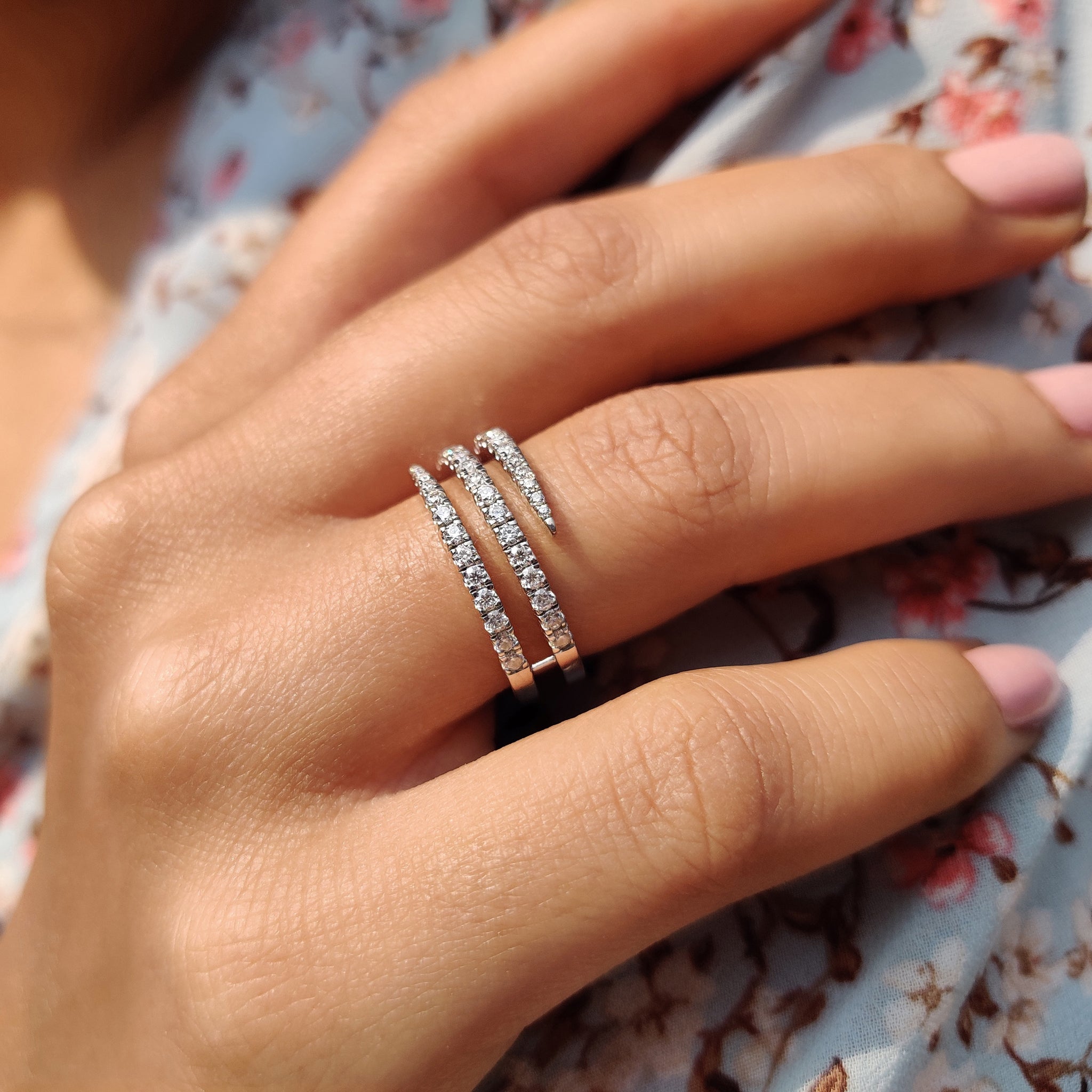 Spiral Ring - White Gold