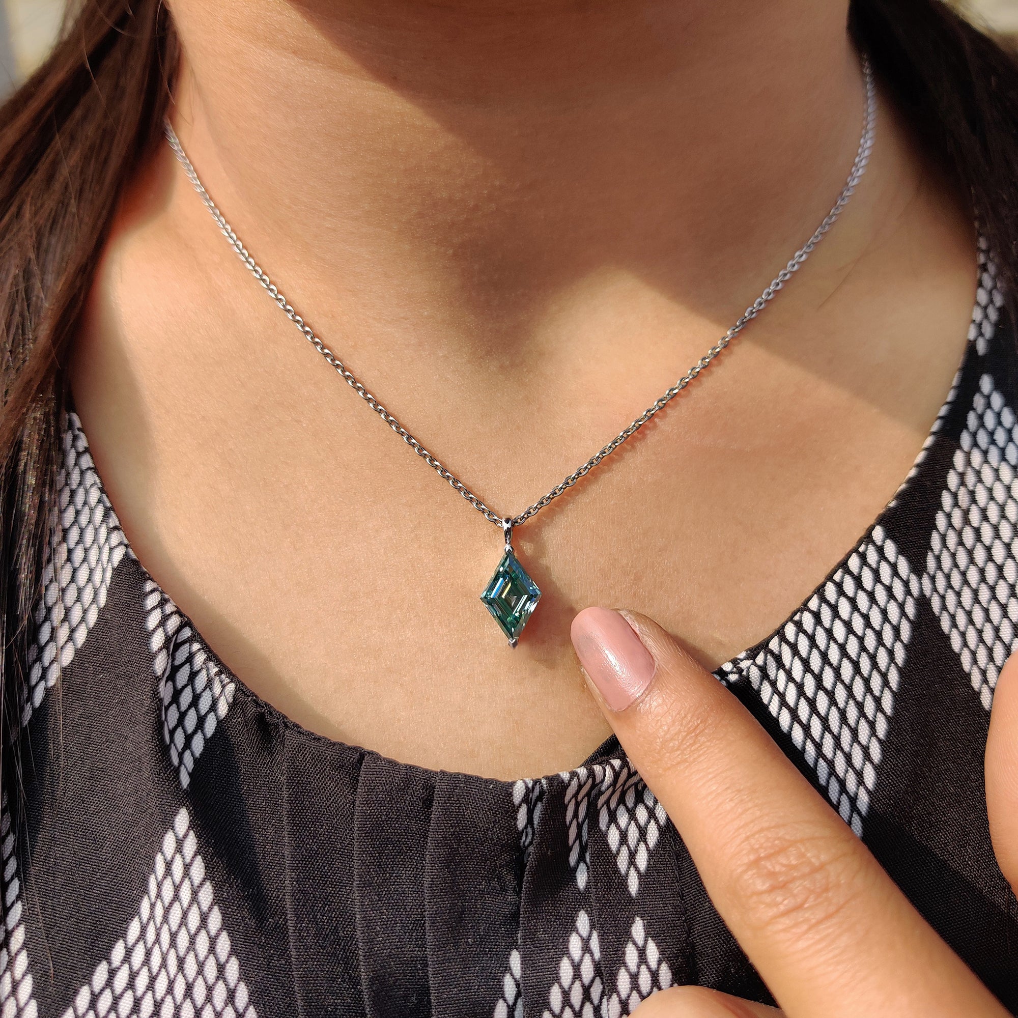 Pendant for her offered as a solitaire pendant and customized gifts for her.
