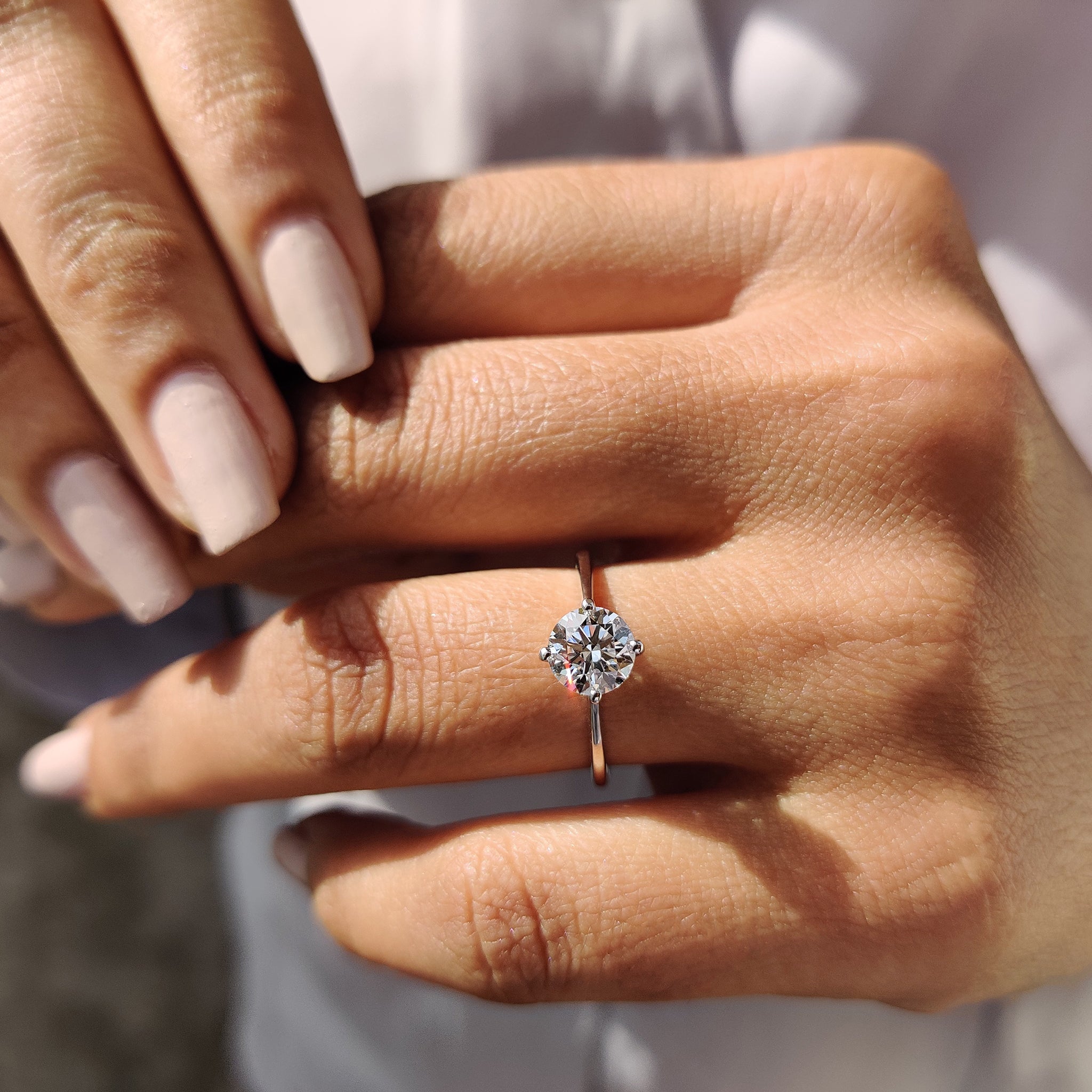 Round Cut Diamond Compass Prong Engagement Ring