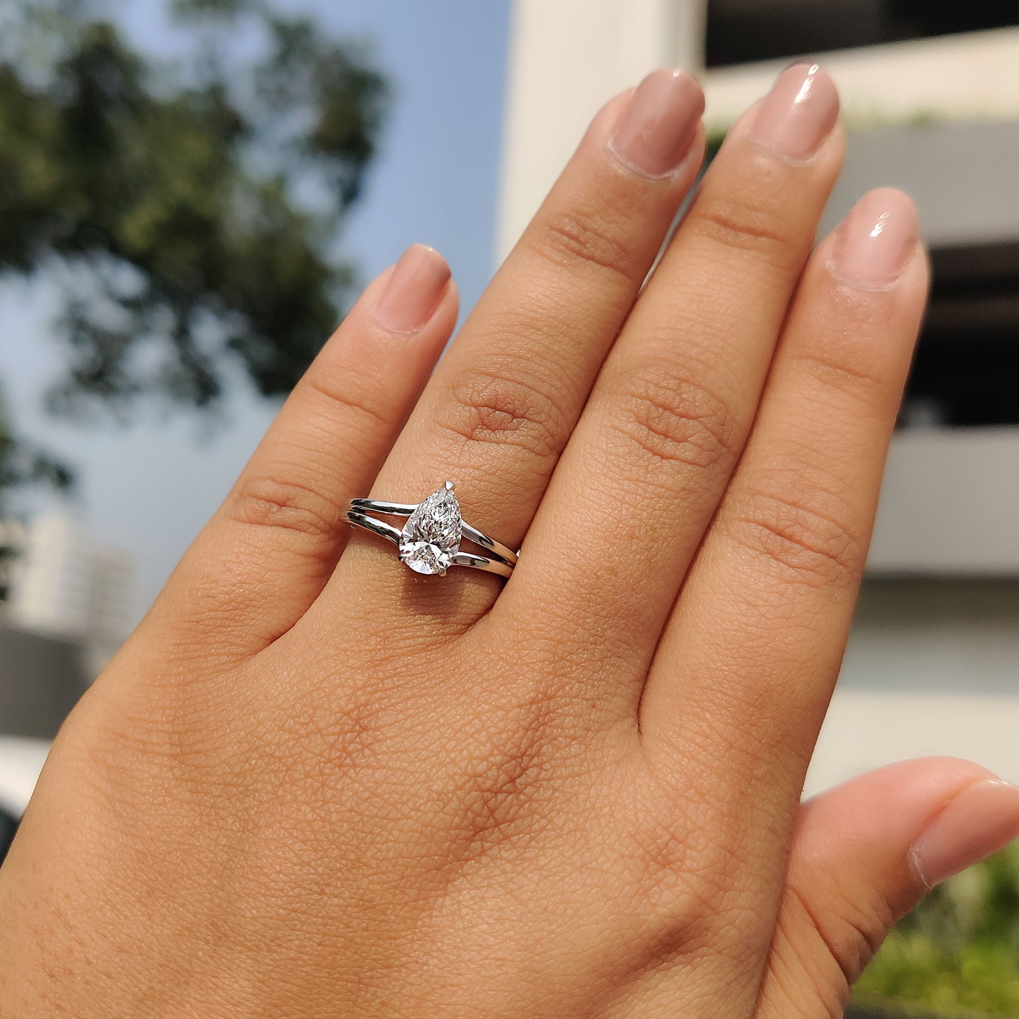 IGI certified diamond ring ensuring premium quality and authenticity for a truly remarkable engagement ring.
