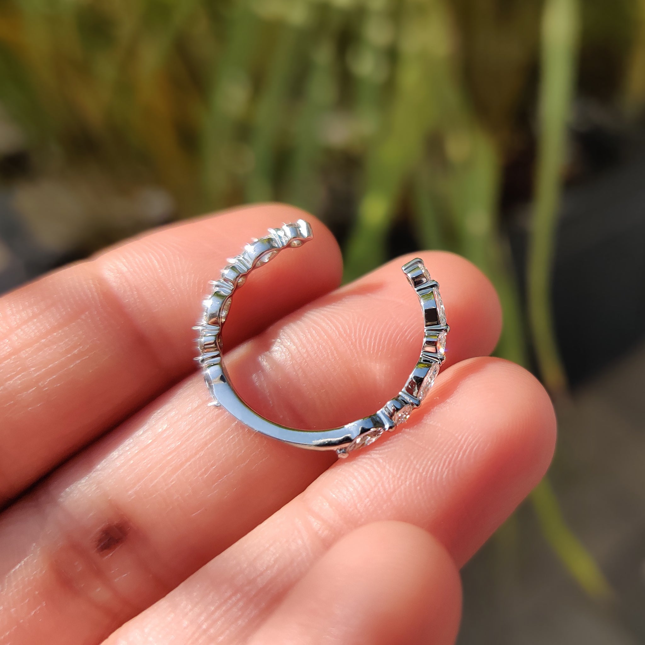 Beautiful Lab Grown Diamond set in a gorgeous wedding band.
