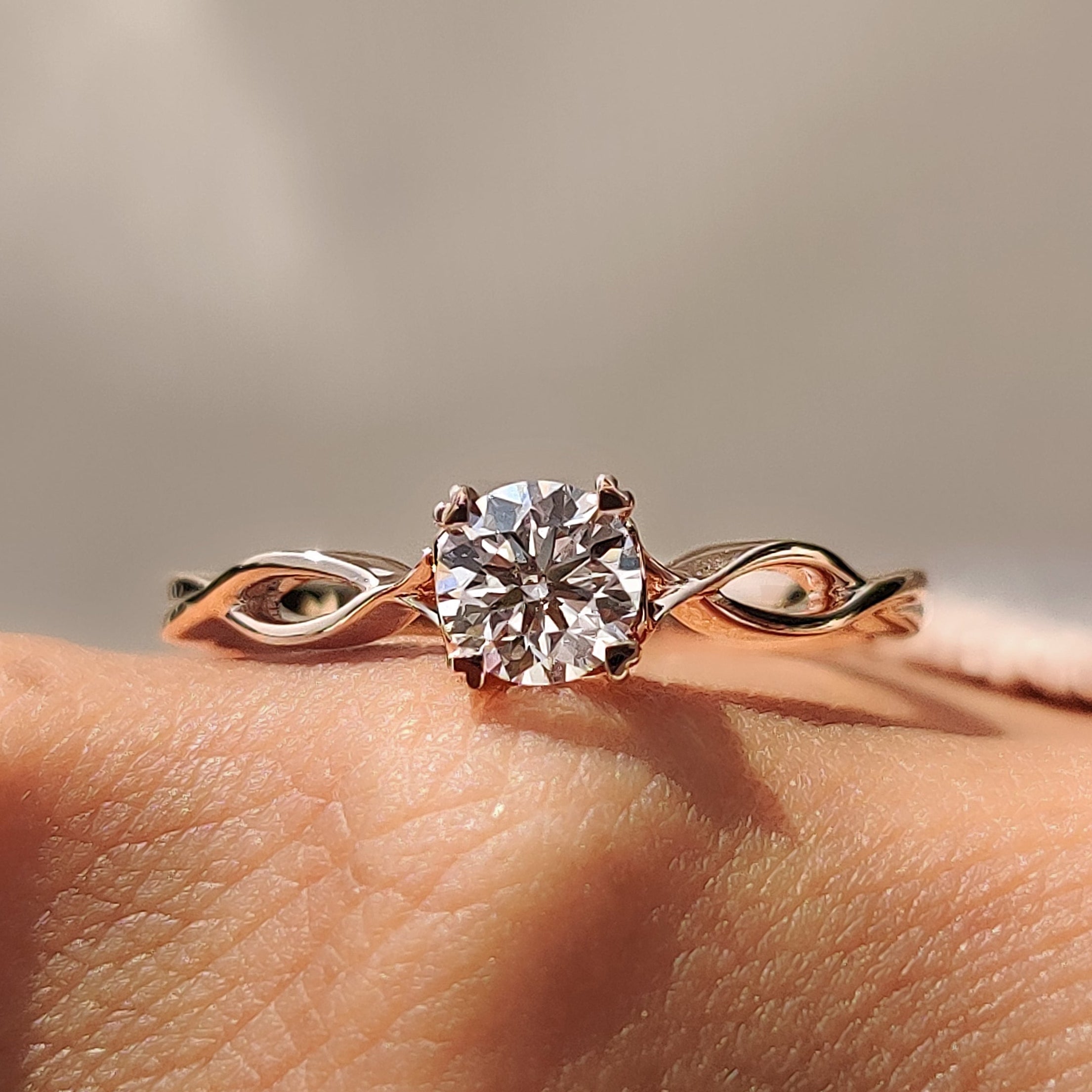 Round Diamond Twisted Engagement Ring