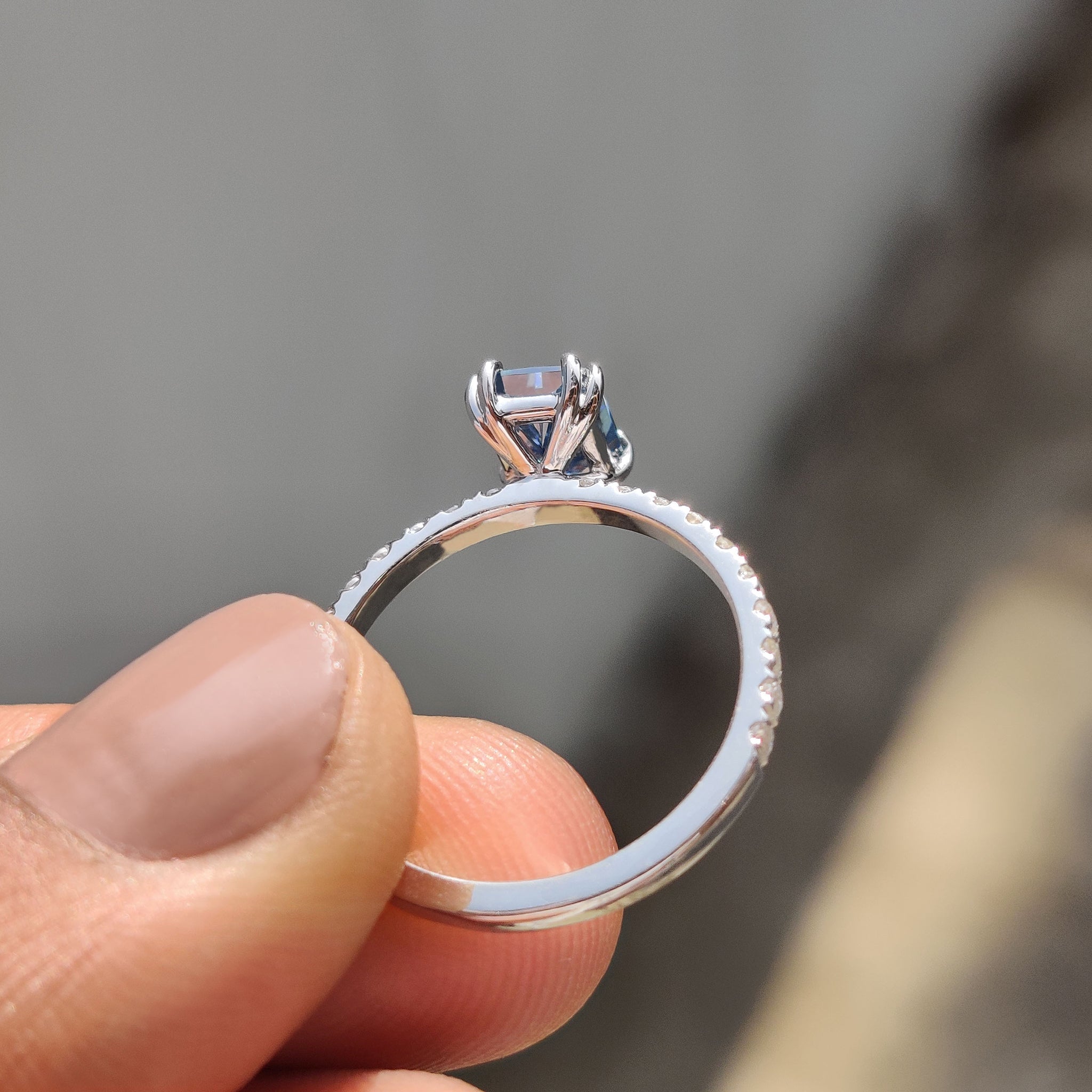 Double claw prong ring for a secure center stone.

