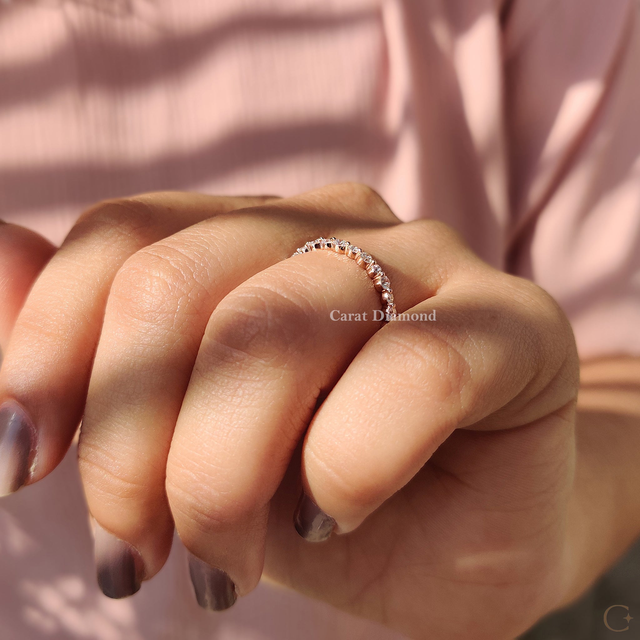 IGI-certified full eternity wedding band with round-cut diamonds.