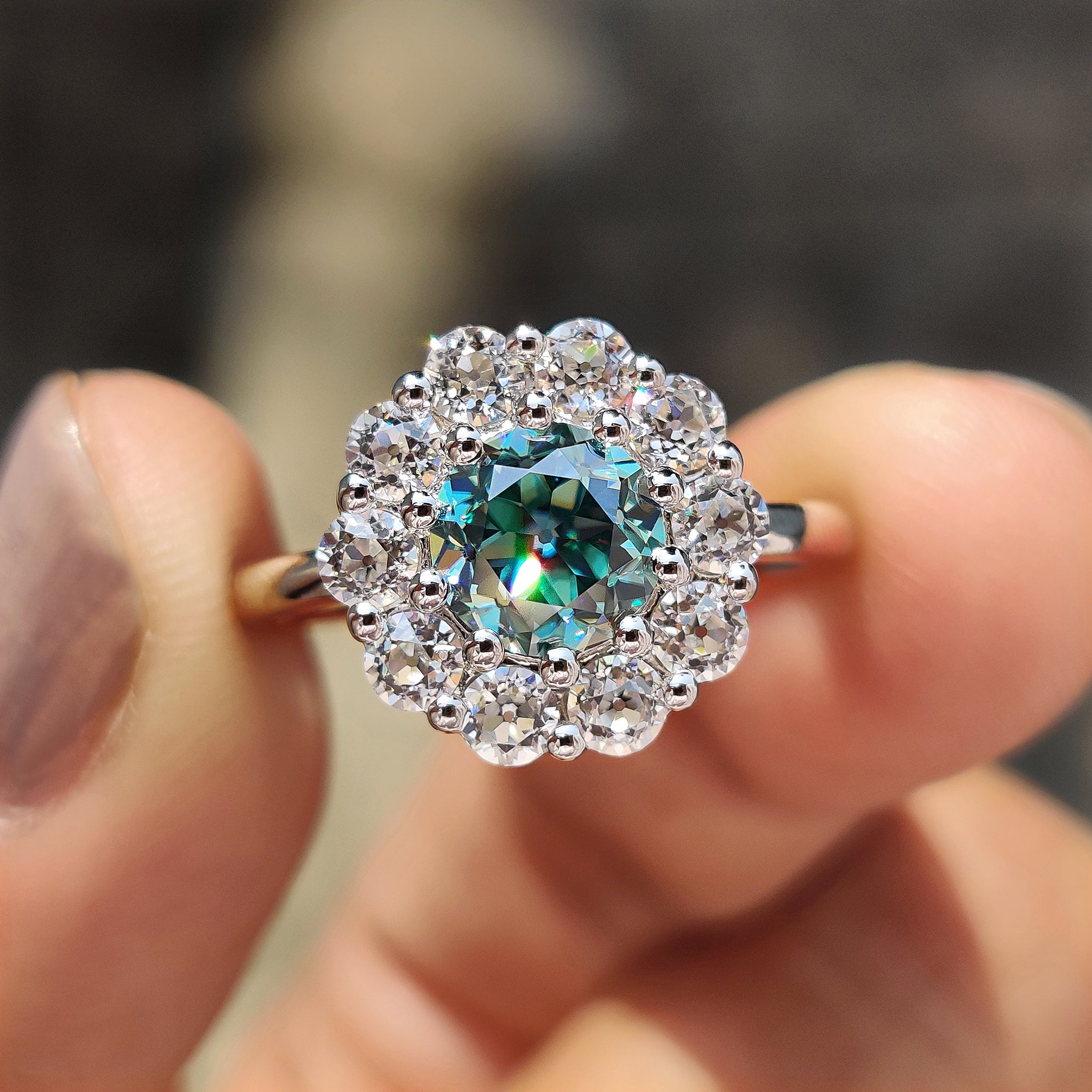 Cluster engagement ring brings a field of bright shine.