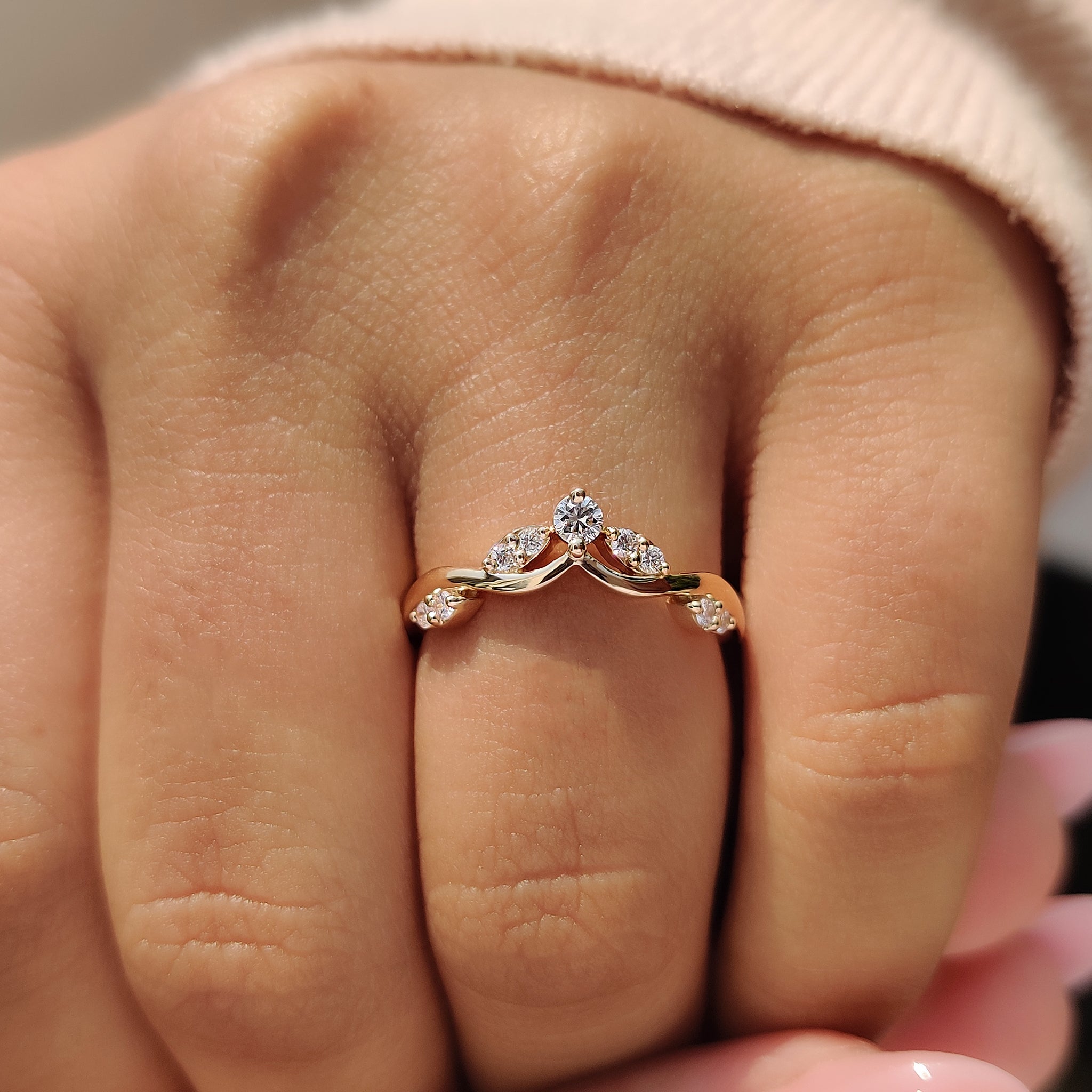 Carat Diamonds wedding band offering a lasting impression.
