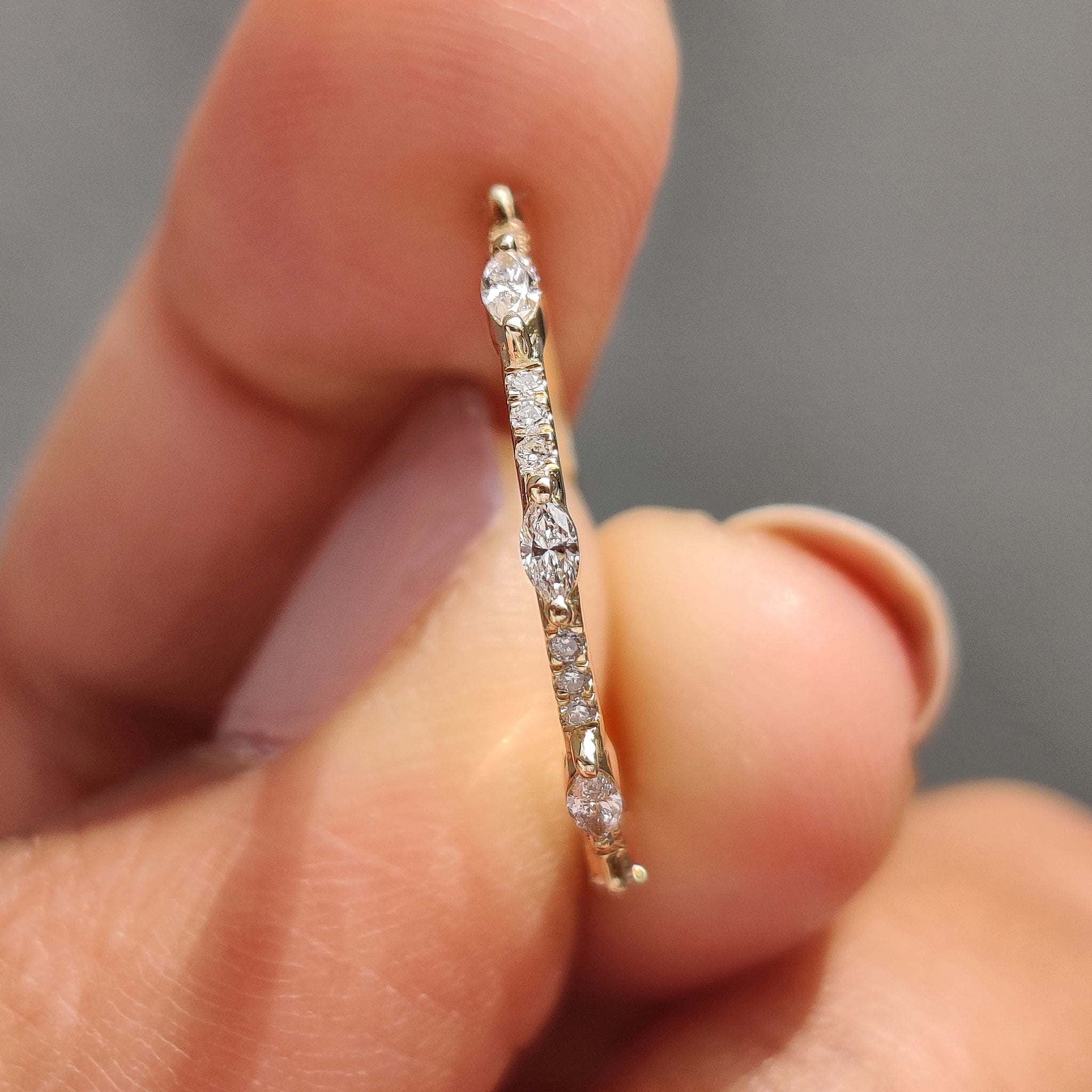 Handmade jewelry wedding band crafted for lasting beauty.
