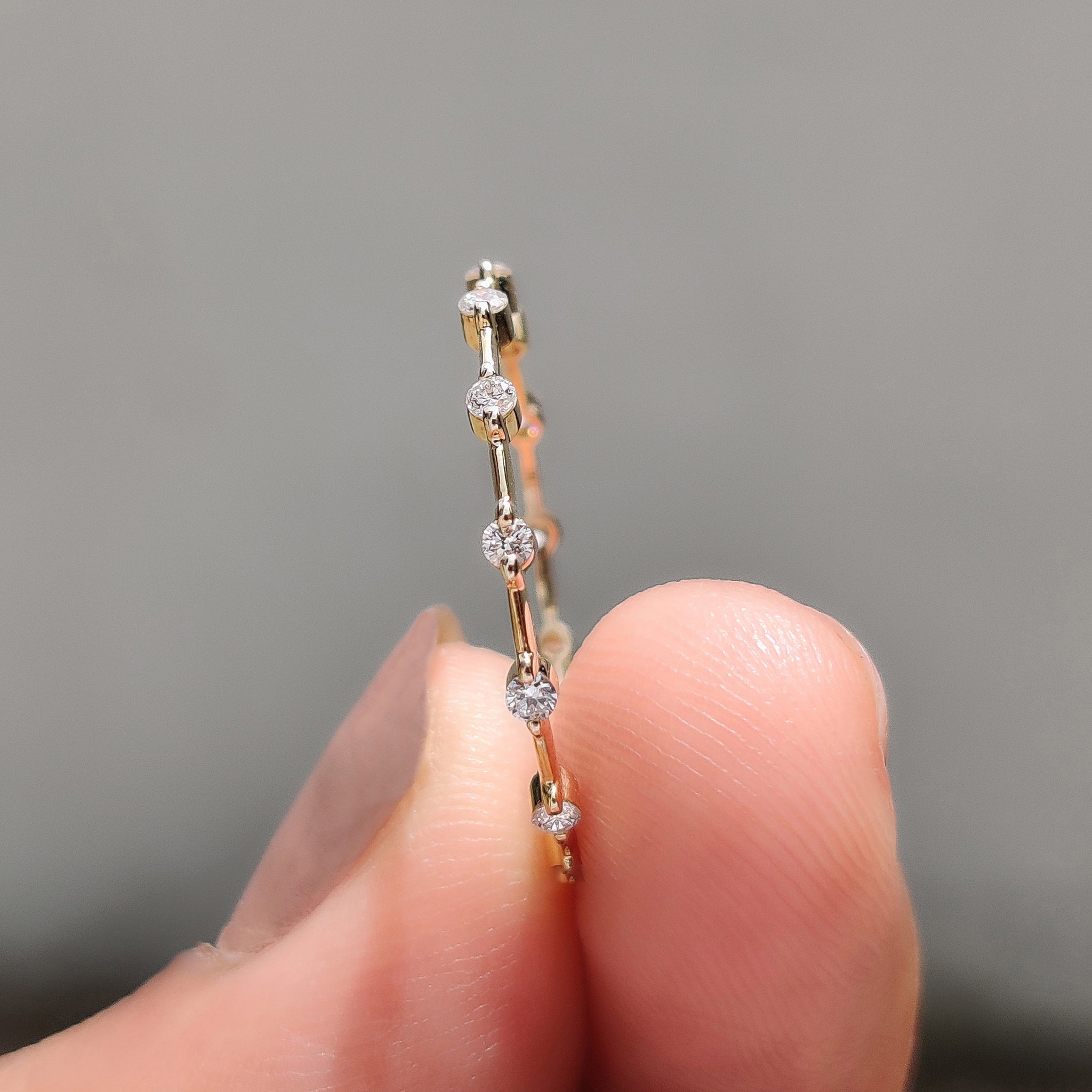 Round Cut Bubble Band Engagement Ring