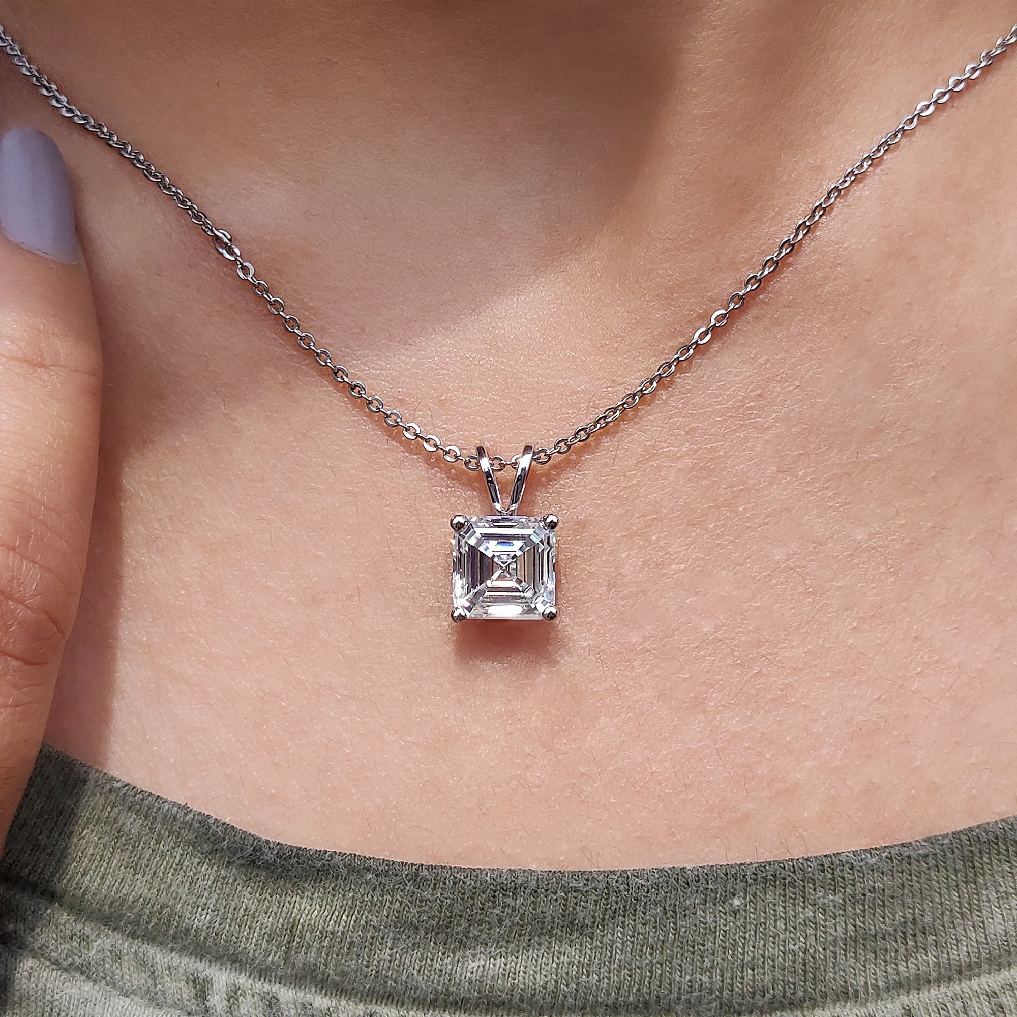 Asscher Cut Solitaire Diamond Pendant