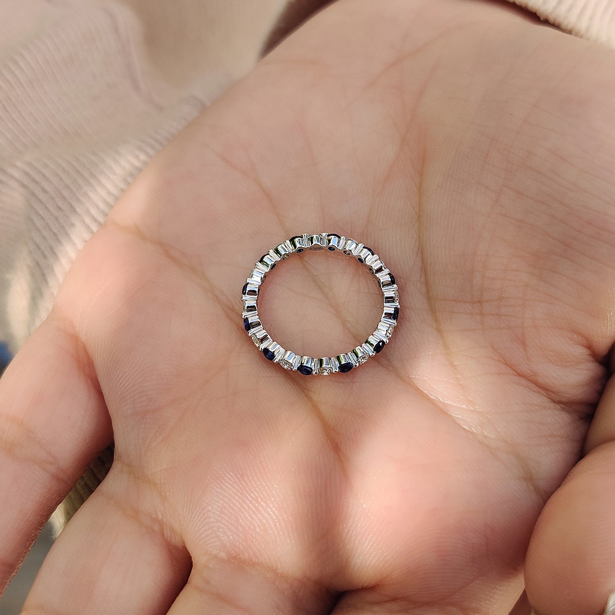 Stunning handmade jewelry piece with a modern design and high-quality finish.
