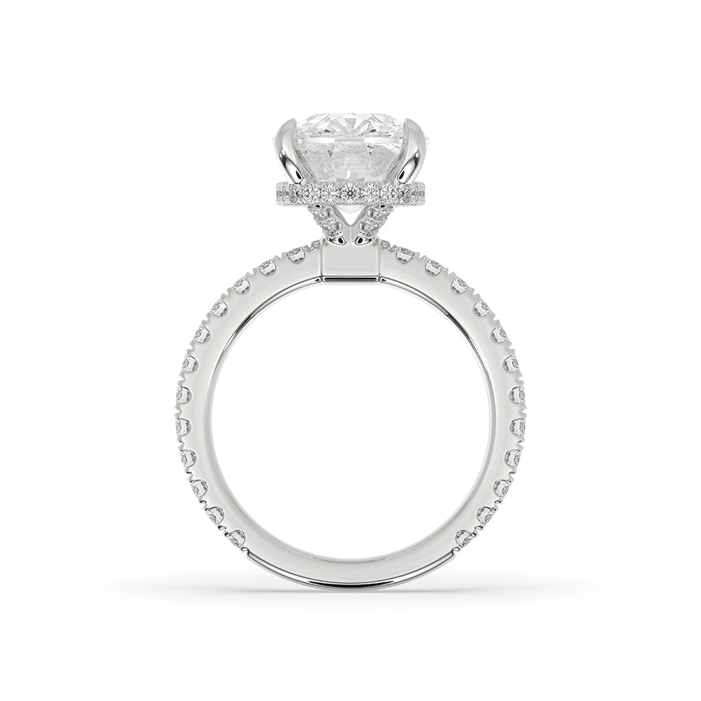 Lab grown diamond engagement ring with 4-prong claw setting.