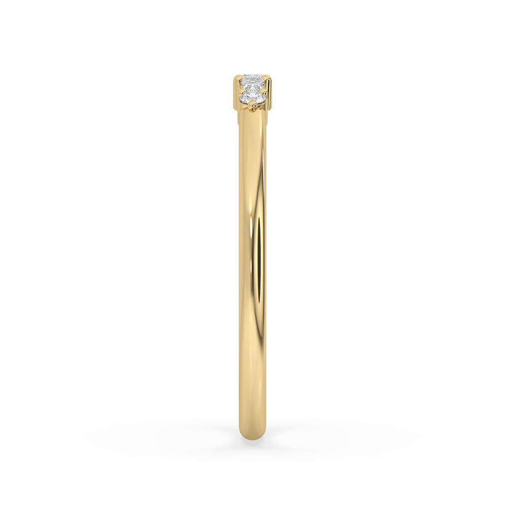 Emerald cut diamond ring with handcrafted details, perfect as a carat diamonds wedding band.
