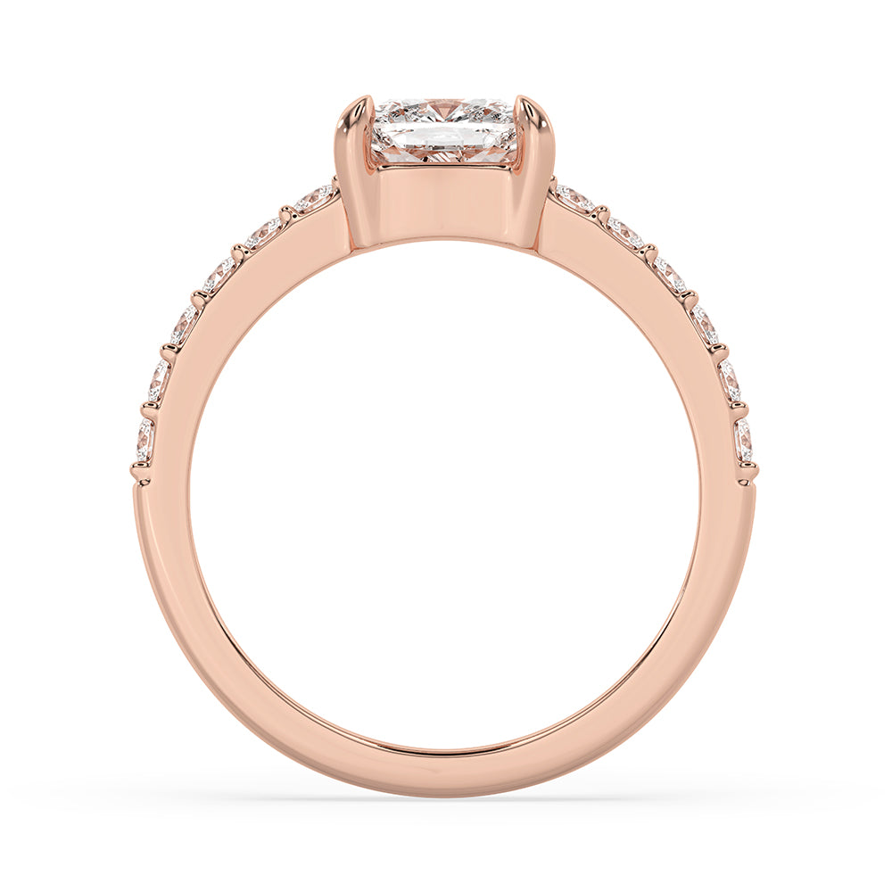 Diamond engagement ring with a classic design.
