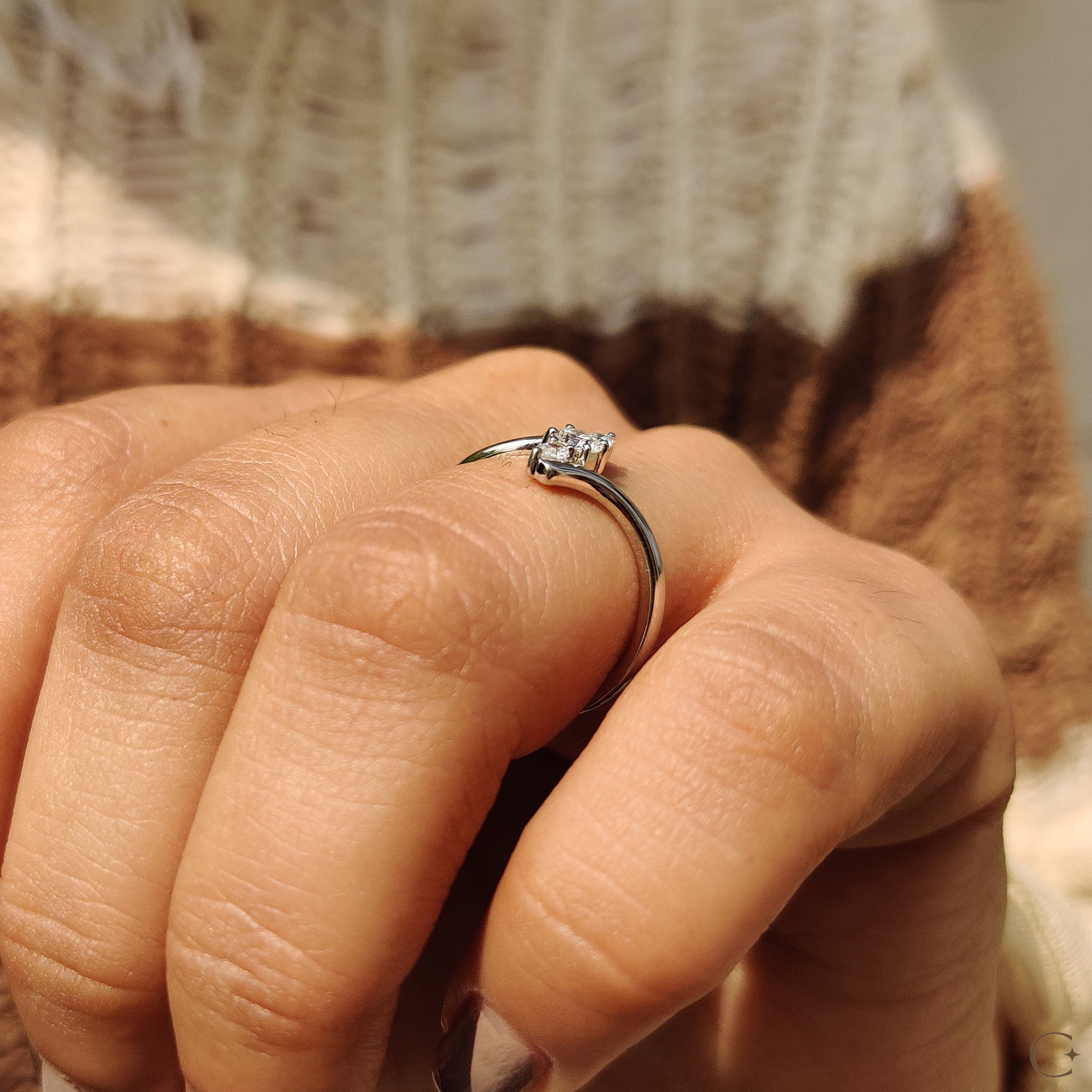 Lab-grown diamond engagement ring with brilliant shine.
