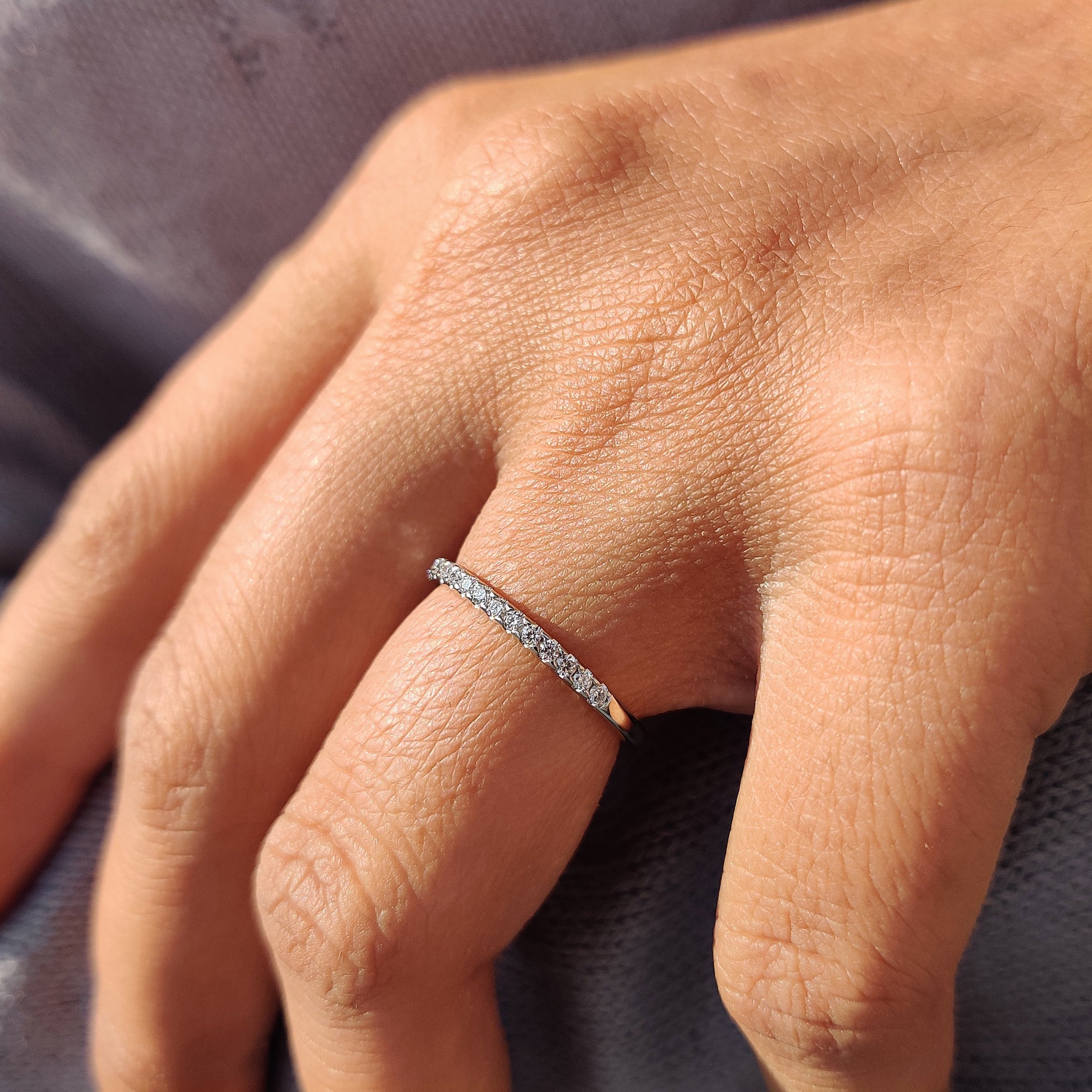Half Eternity Band - Round Diamond