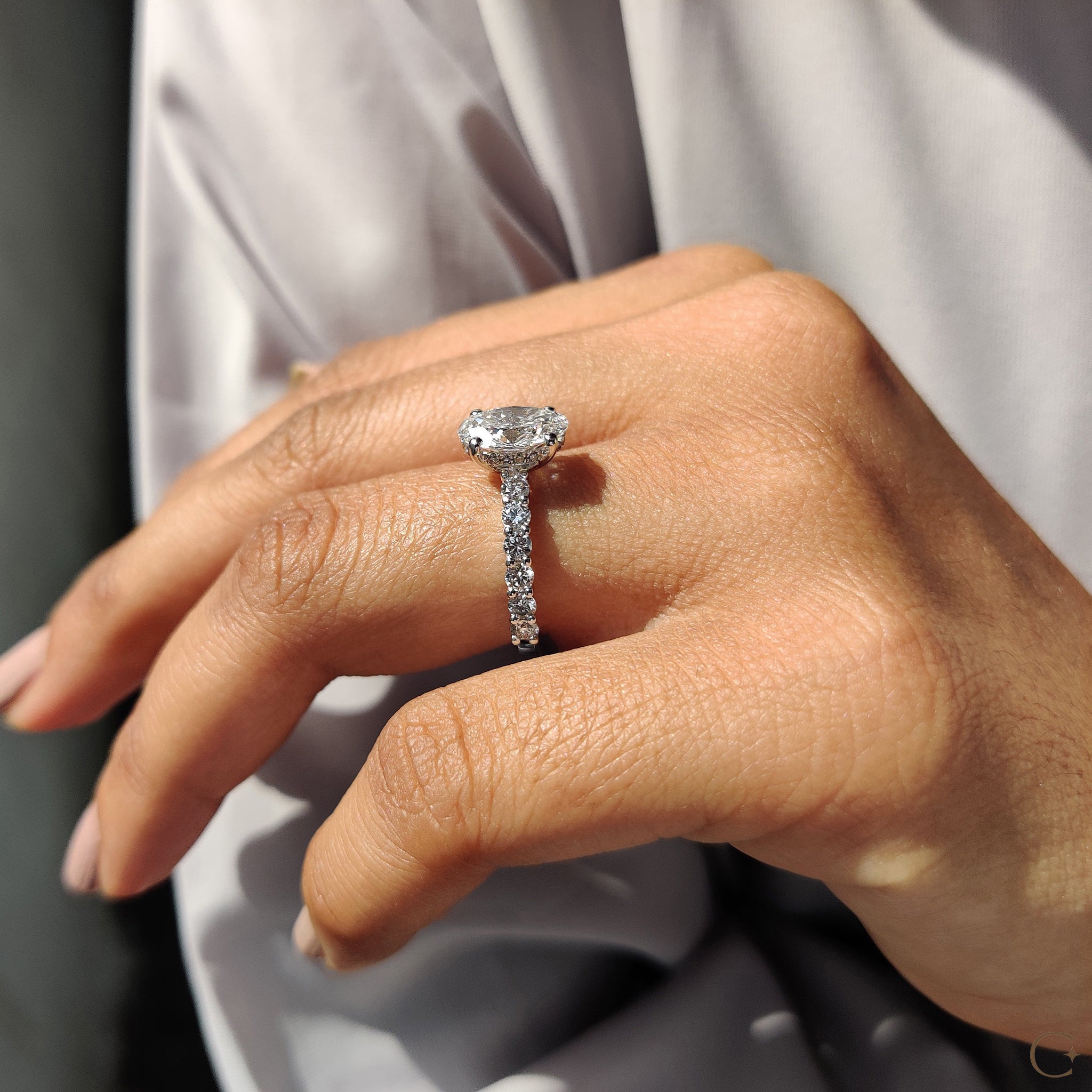 Round cut pave ring in a stunning white gold setting.
