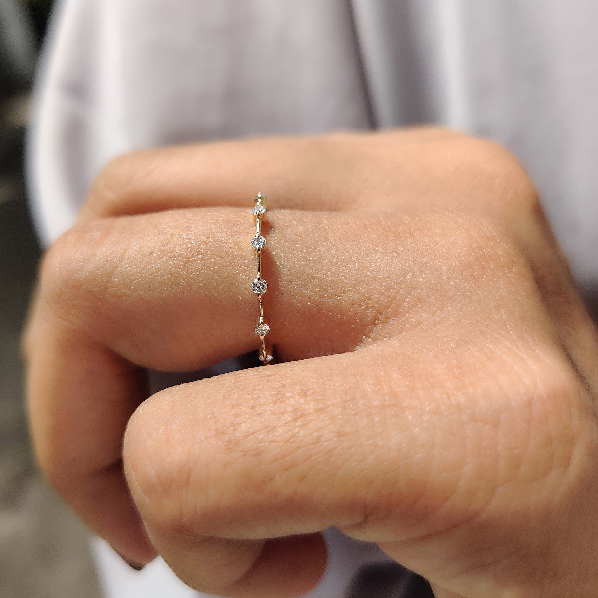 Round Cut Bubble Band Engagement Ring