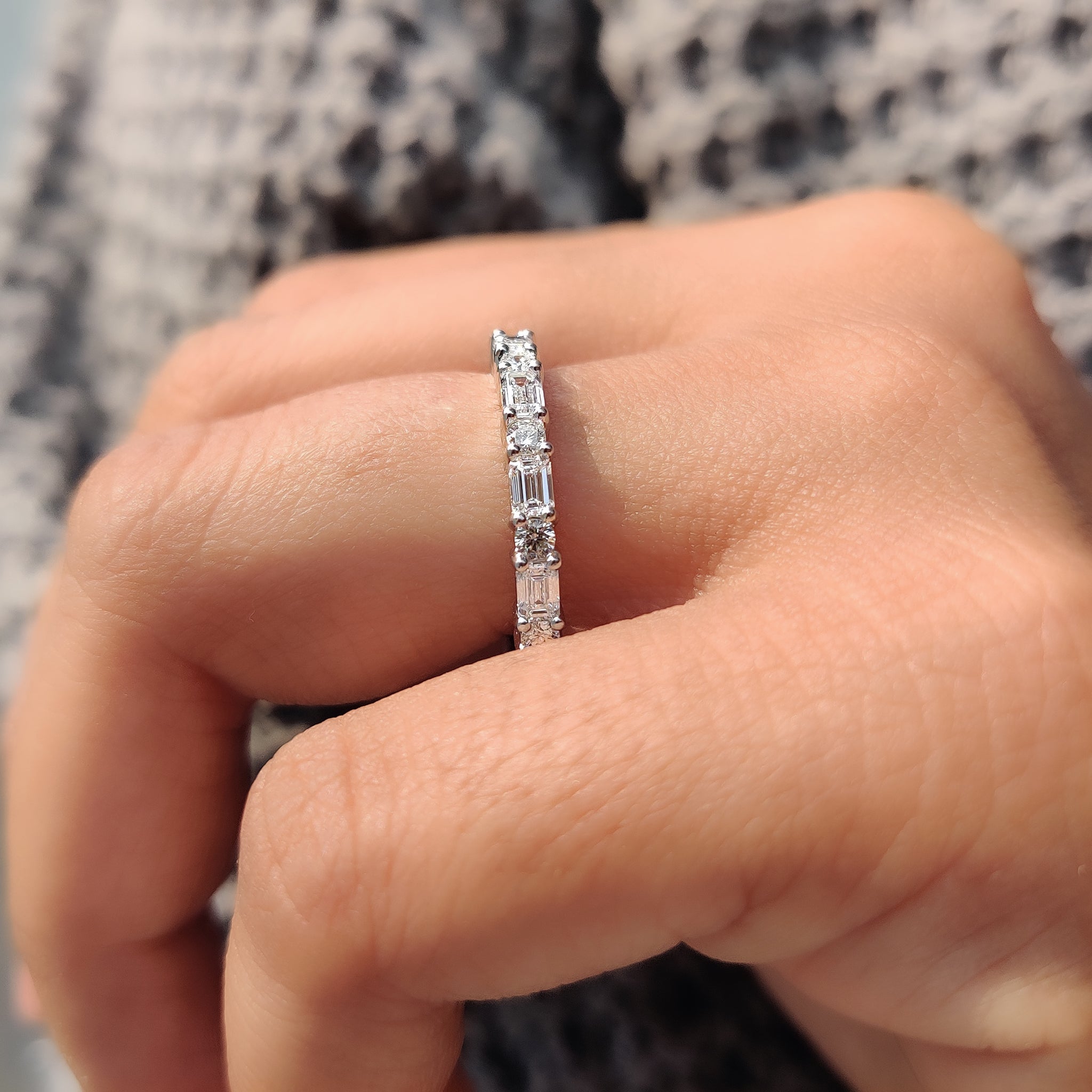 Full eternity band crafted with lab-grown diamonds.