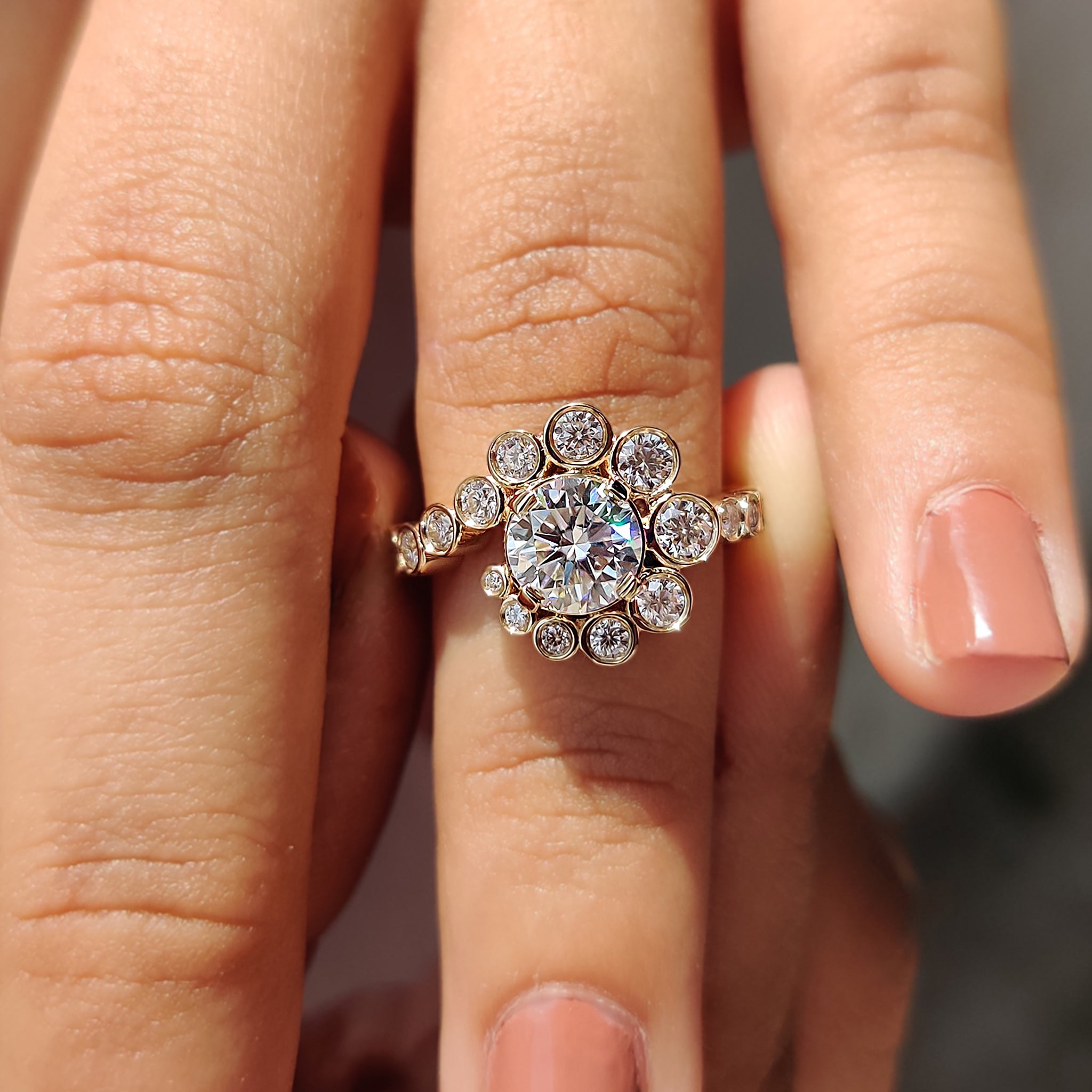 Round Cut Moissanite engagement ring with brilliant sparkle and sophisticated design.
