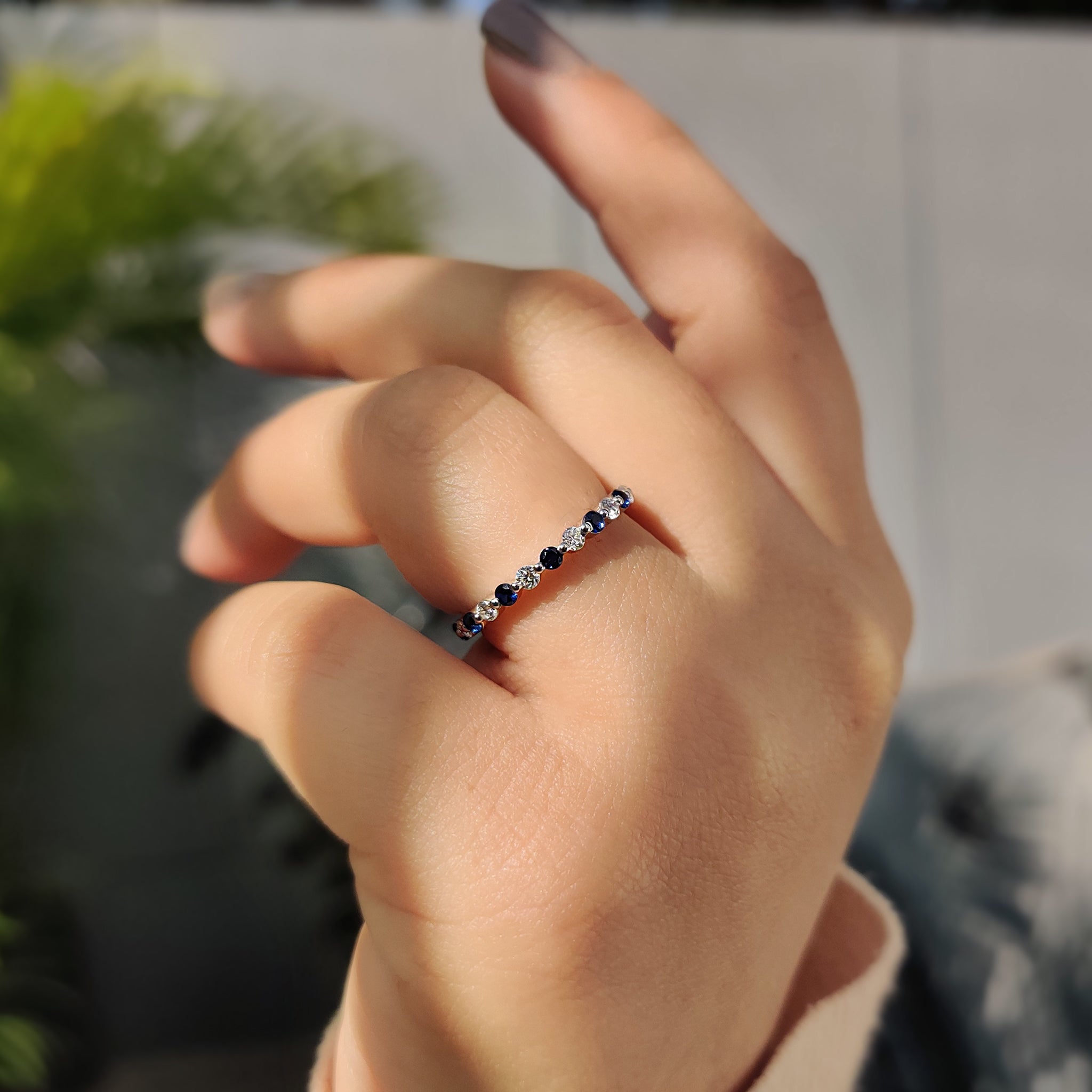 Carat diamonds wedding band showcasing brilliance and craftsmanship.
