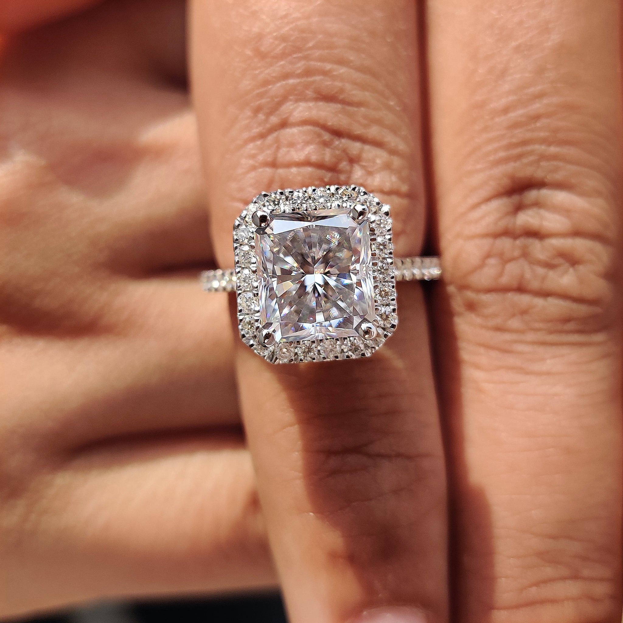 Custom engagement ring creates your perfect forever design.