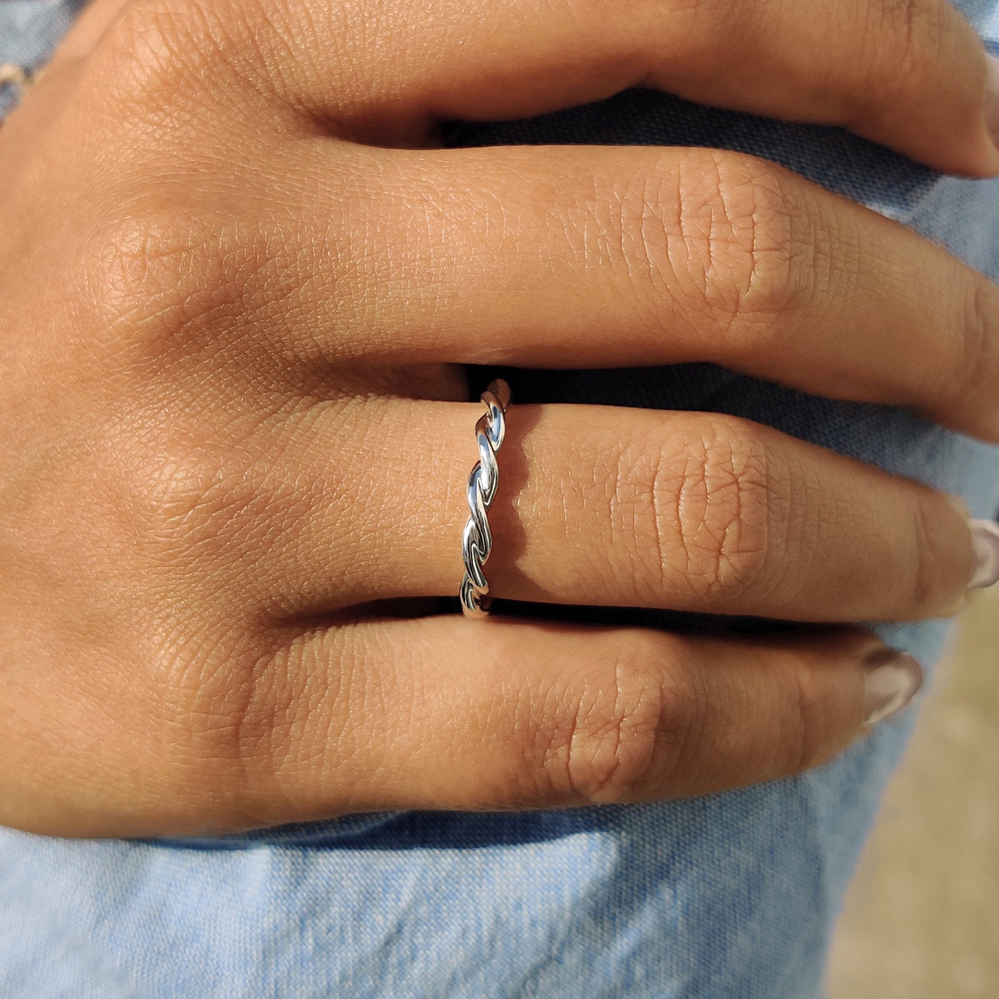 The white gold wedding band stands out when paired with the carat diamonds wedding band.

