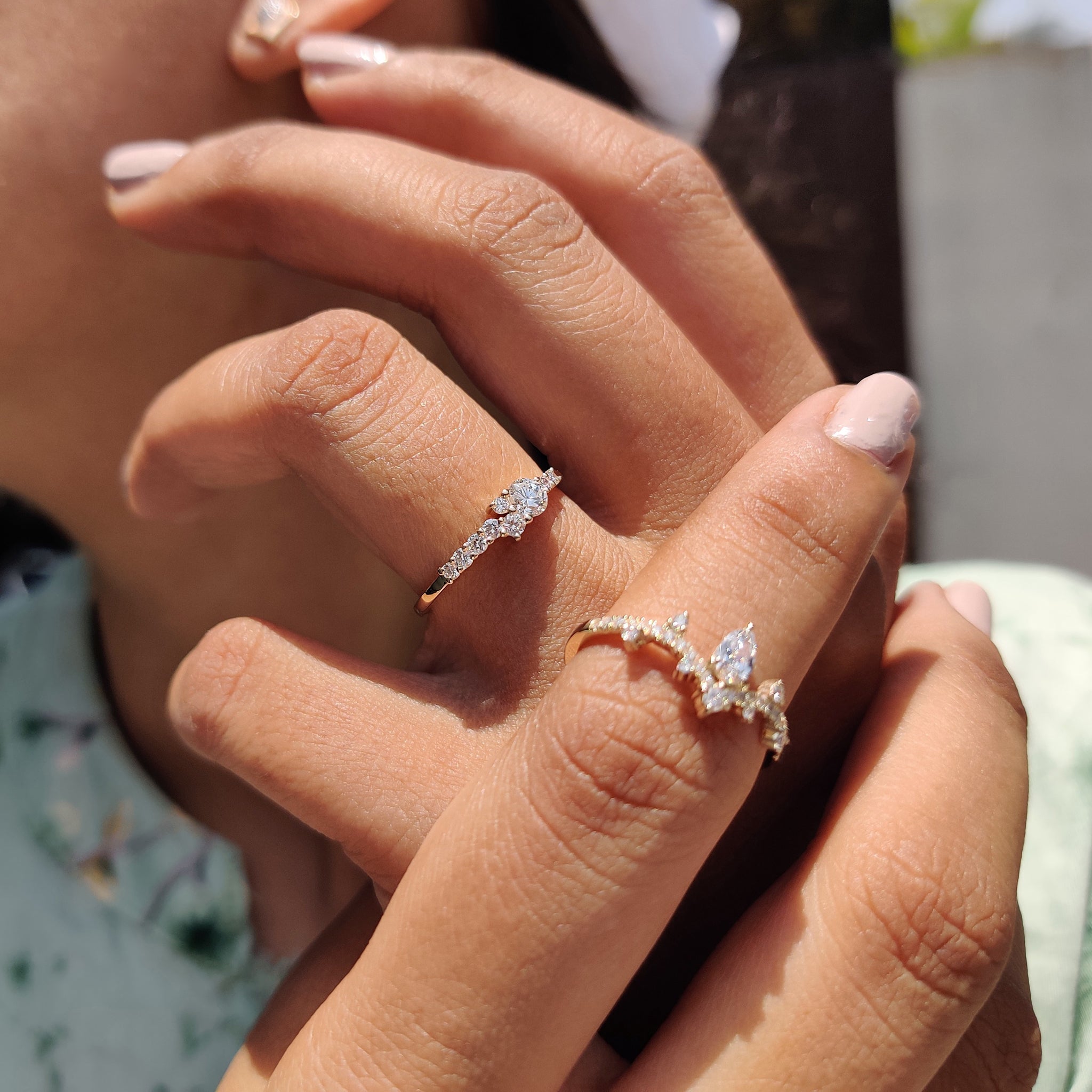 Round cut diamond ring with brilliant sparkle and shine.
