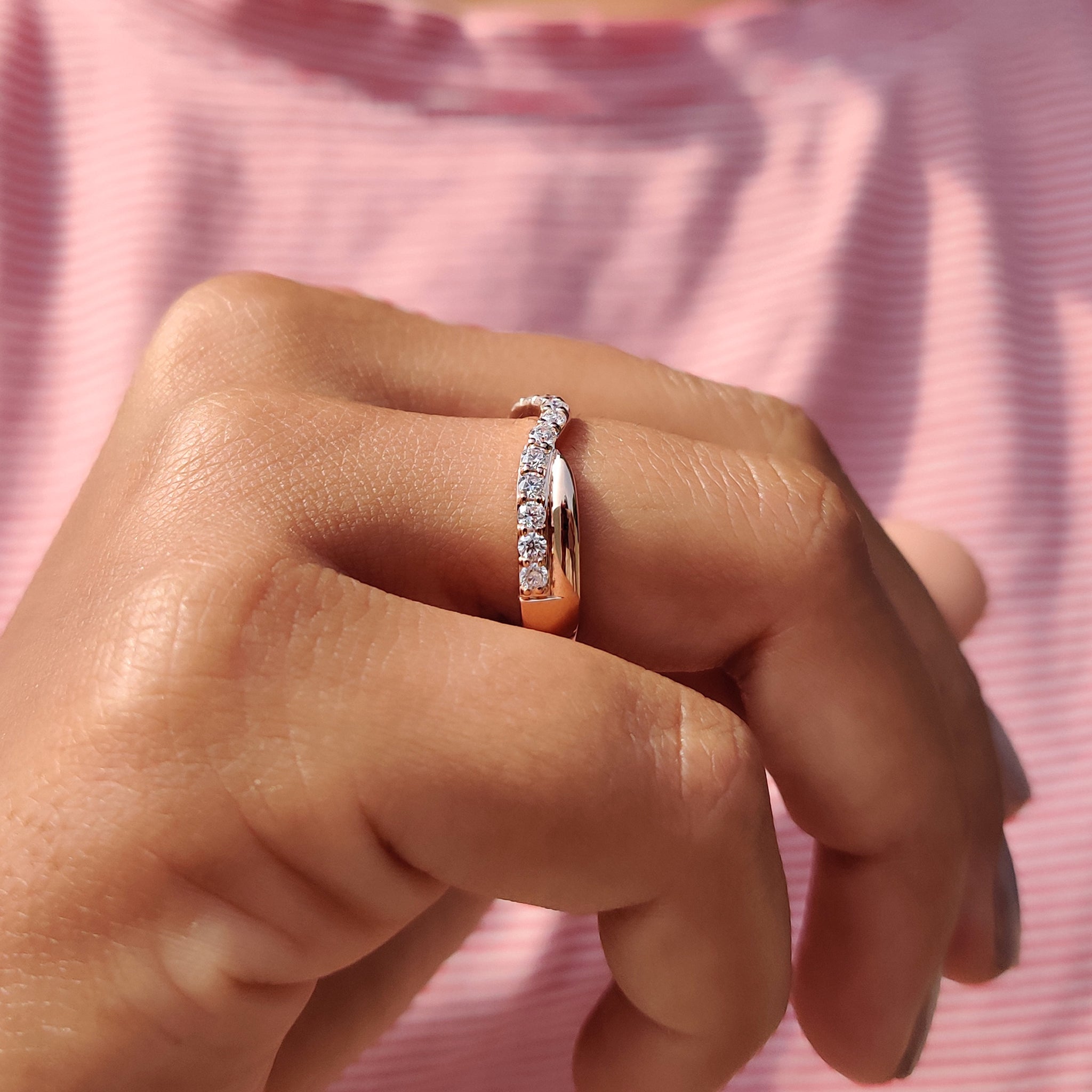 Round Diamond Rose Gold Curved Wedding Band