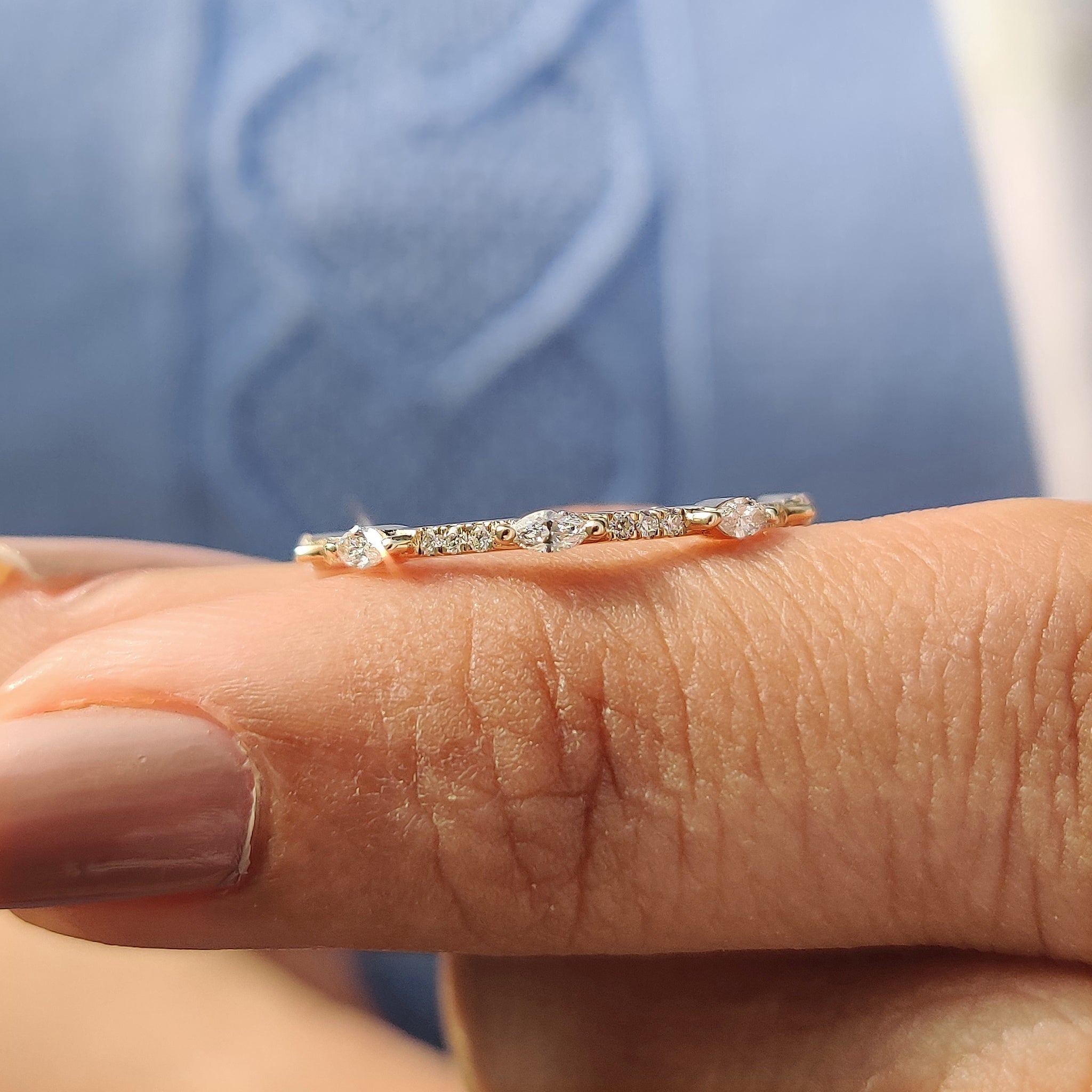 Buy wedding band featuring high-quality craftsmanship.
