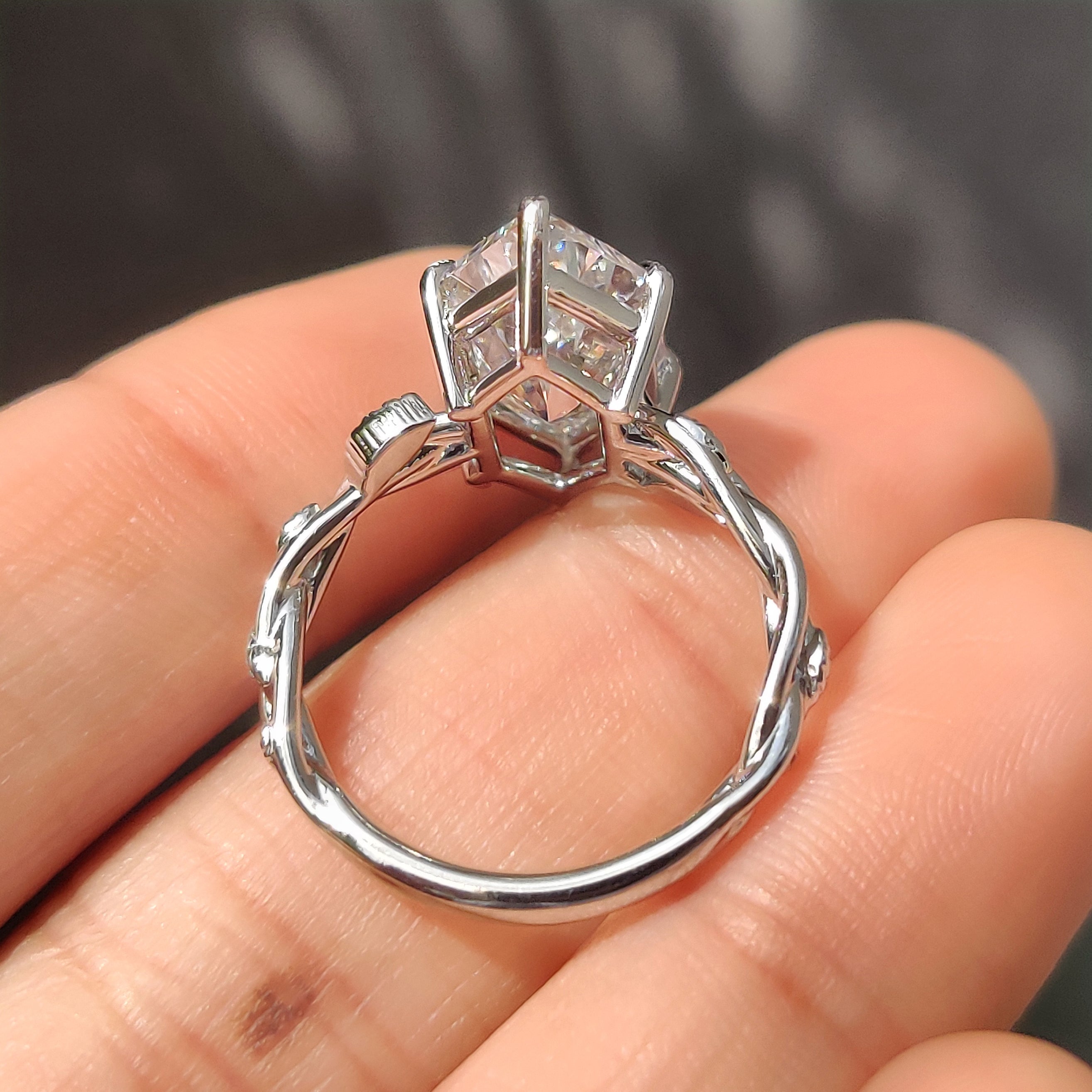 White gold Dutch marquise solitaire ring
