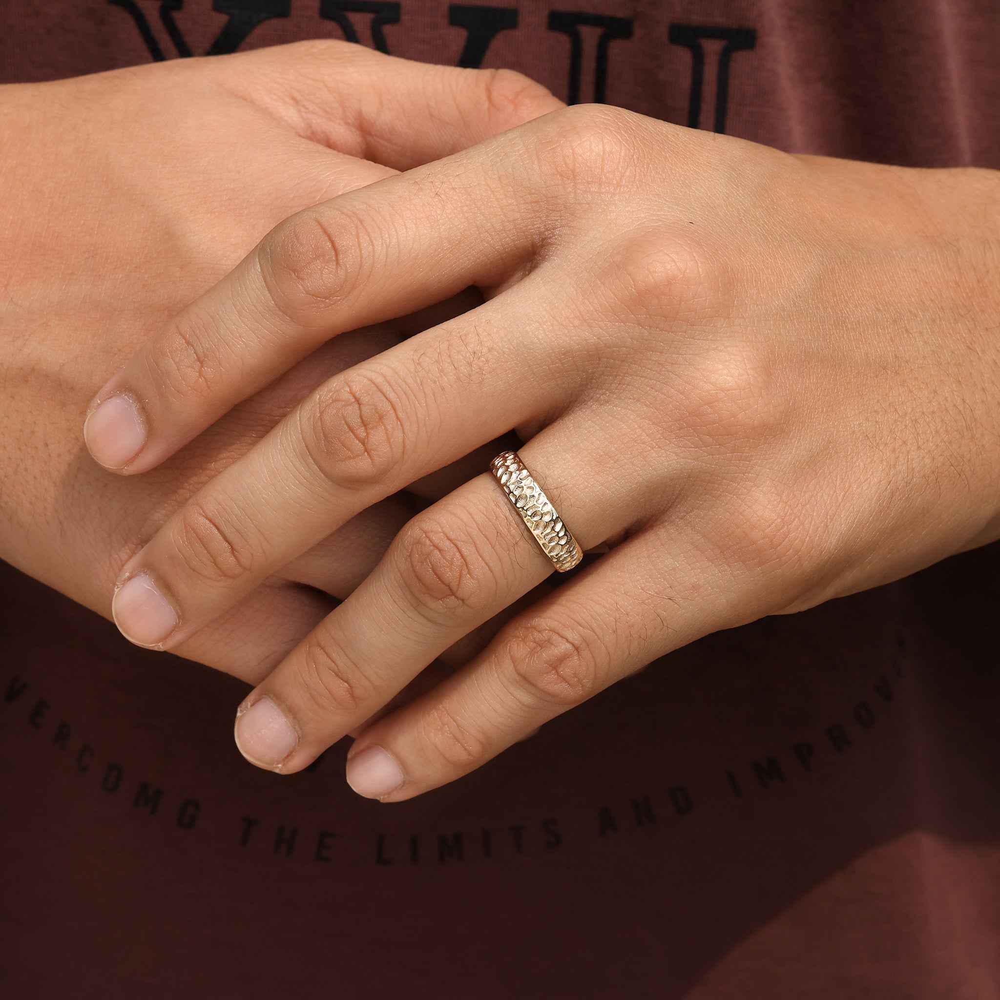 Hammer finish band for men's engagement ring
