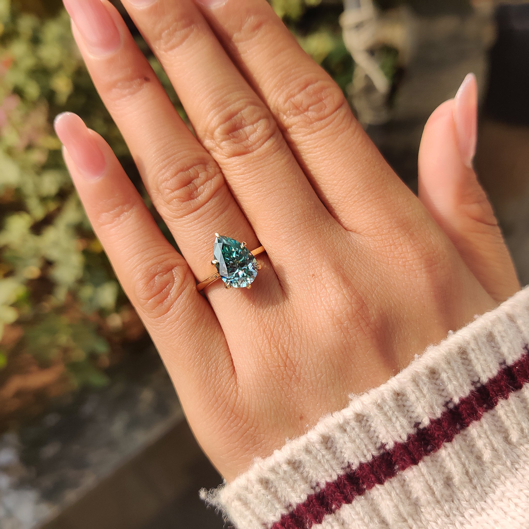 Solitaire pear moissanite ring handmade style.
