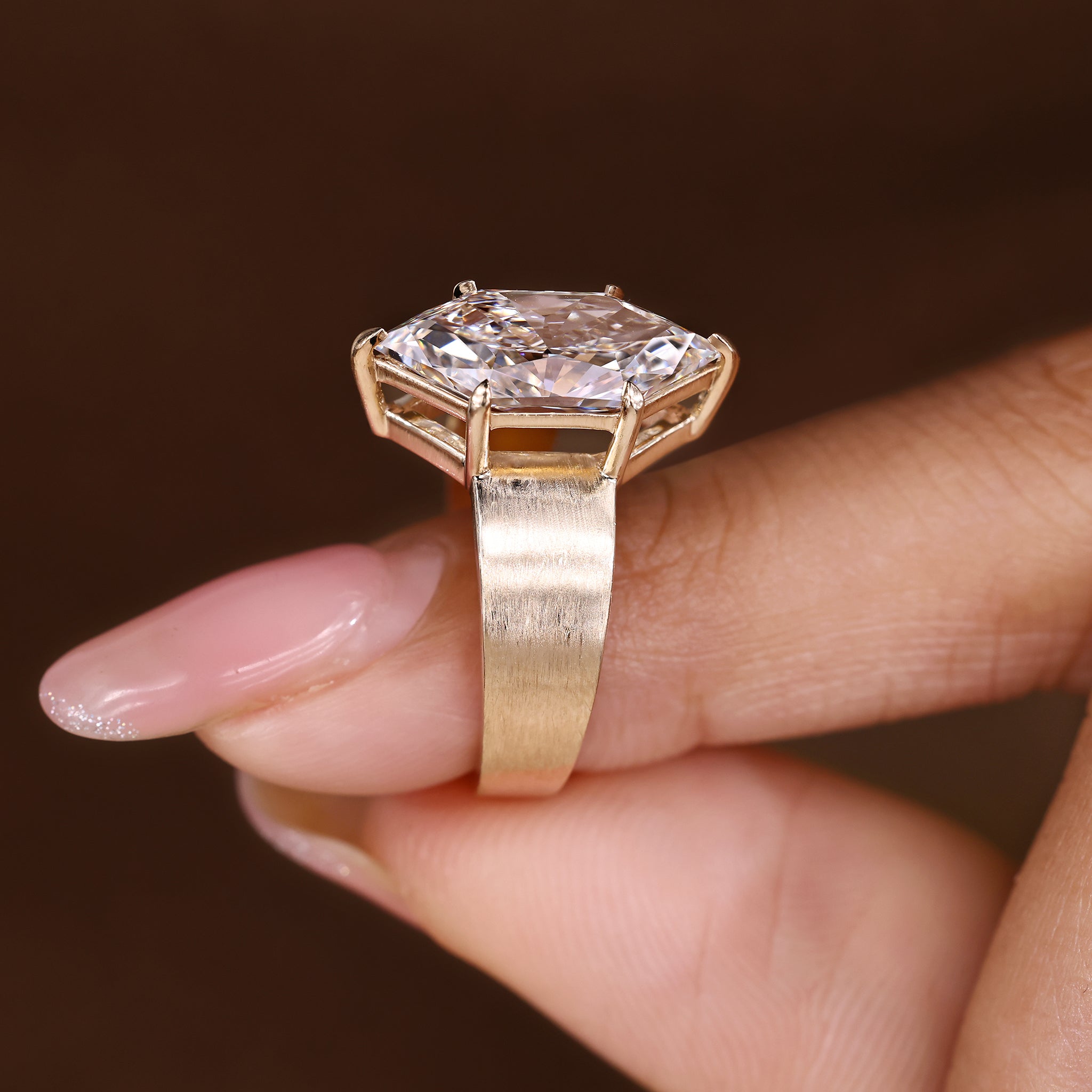 Dutch marquise solitaire diamond ring with clean profile.
