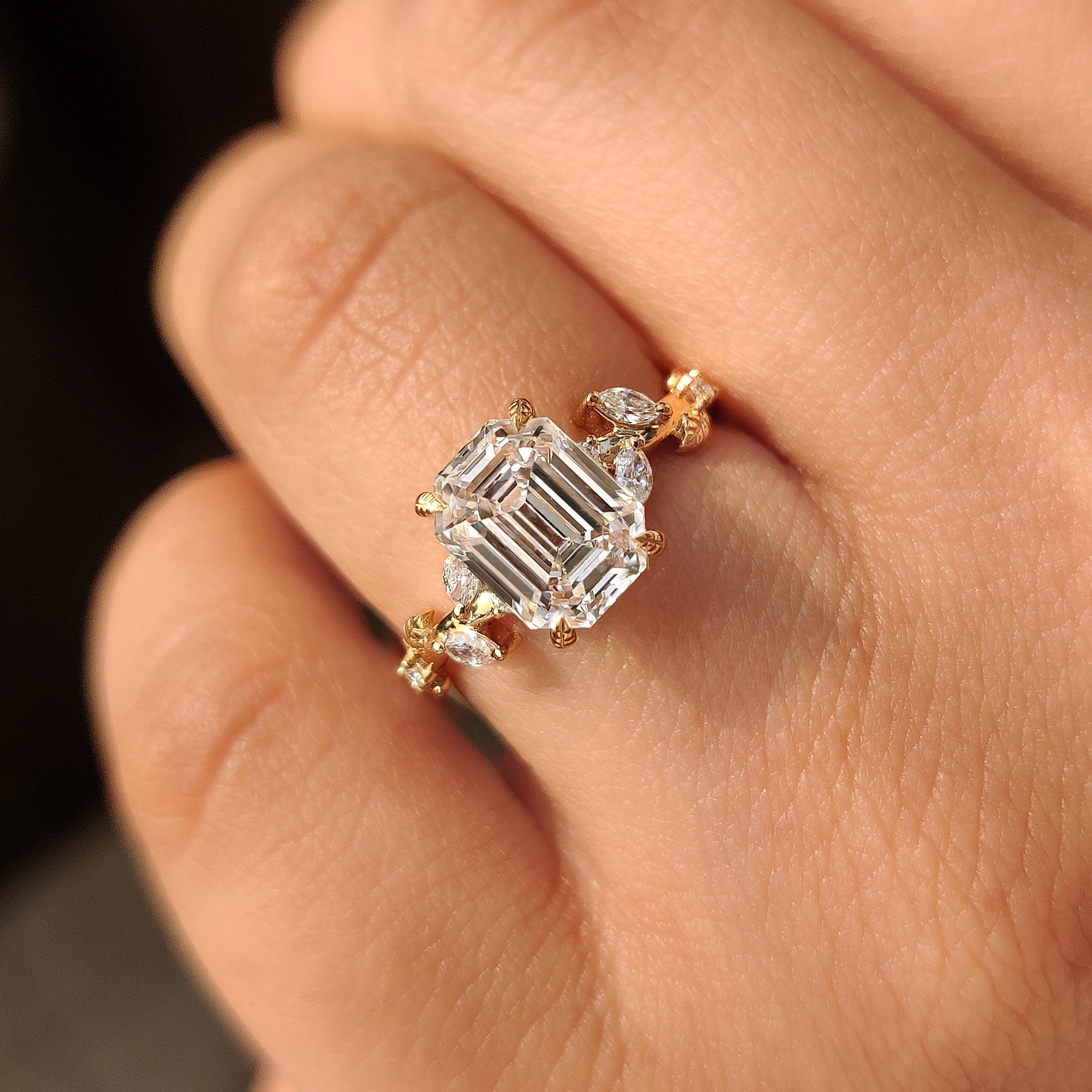 Nature inspired ring featuring leaf style prong detail
