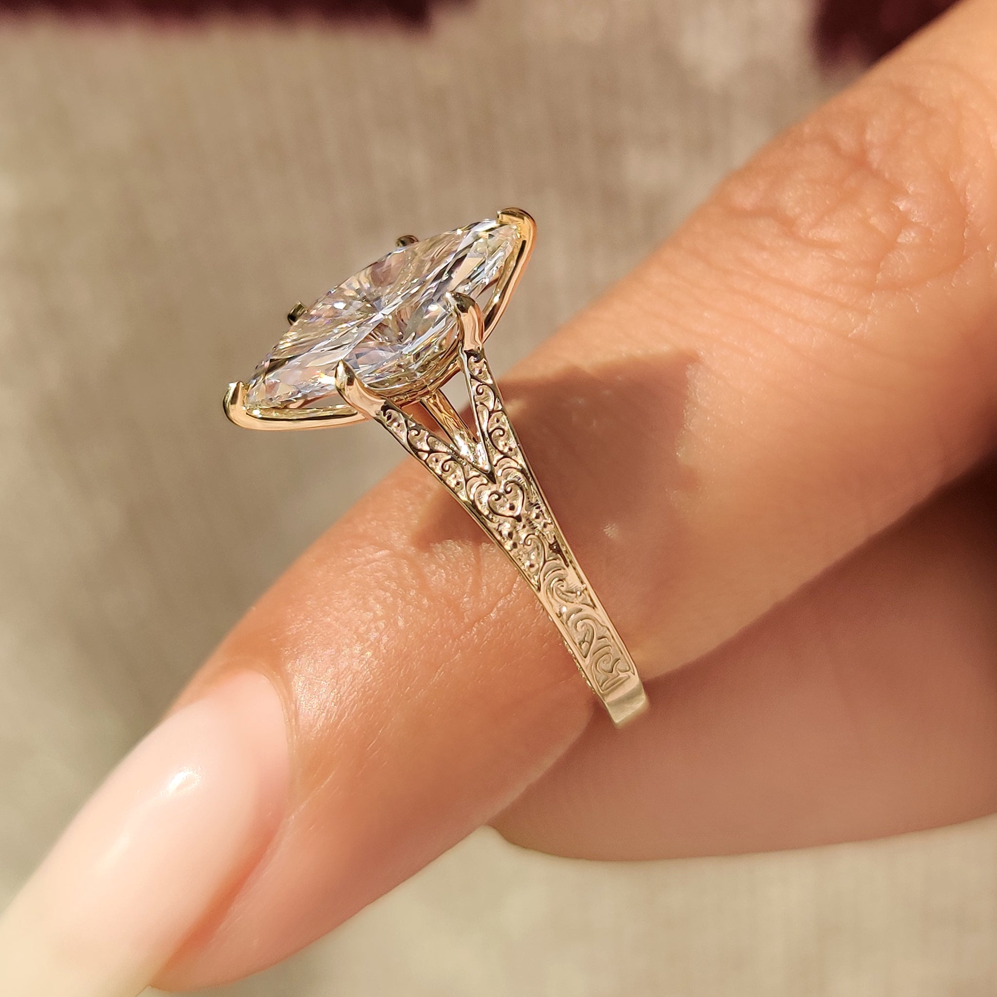 Lab grown diamond vintage ring by Carat Diamonds
