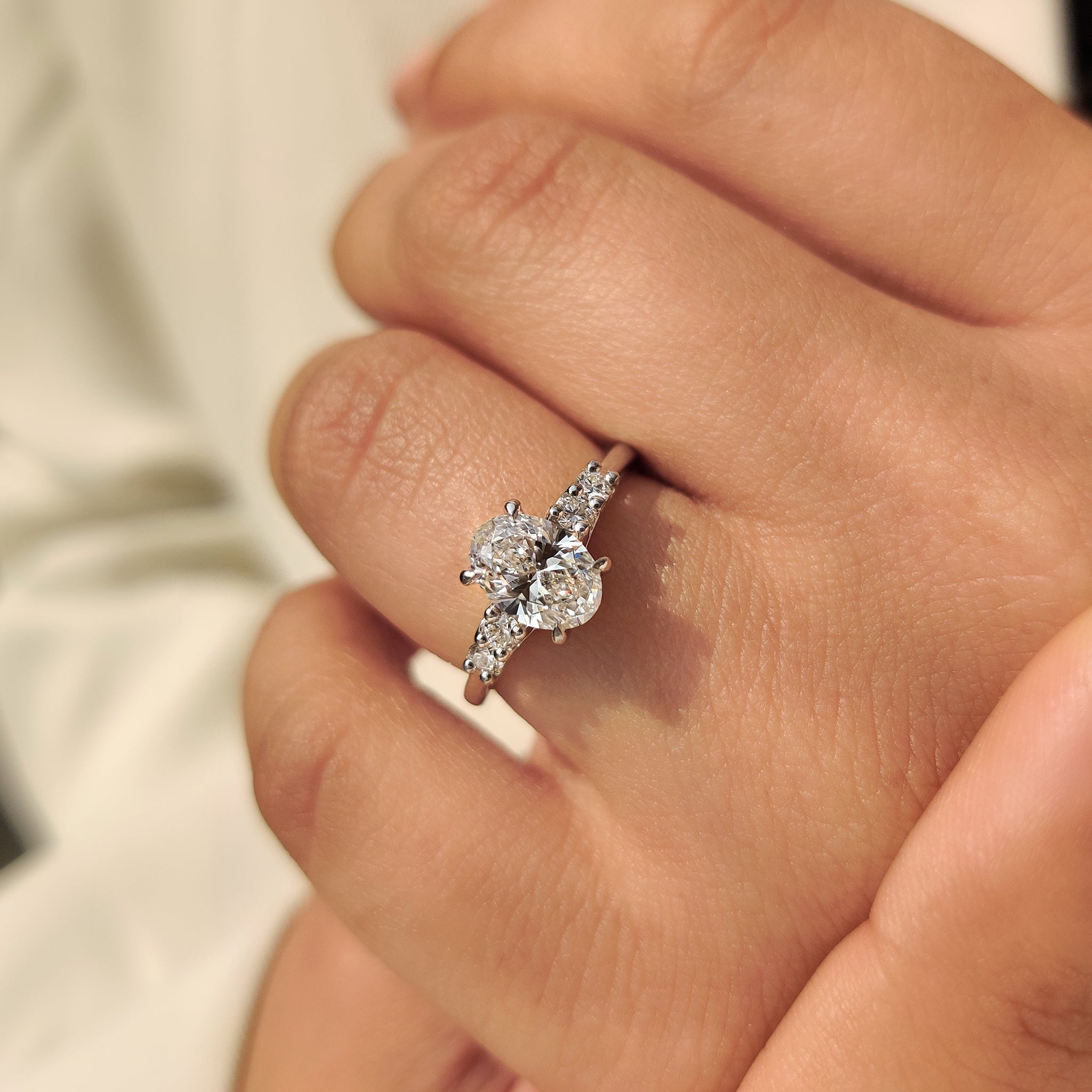 Lab grown oval diamond ring with refined sparkle.
