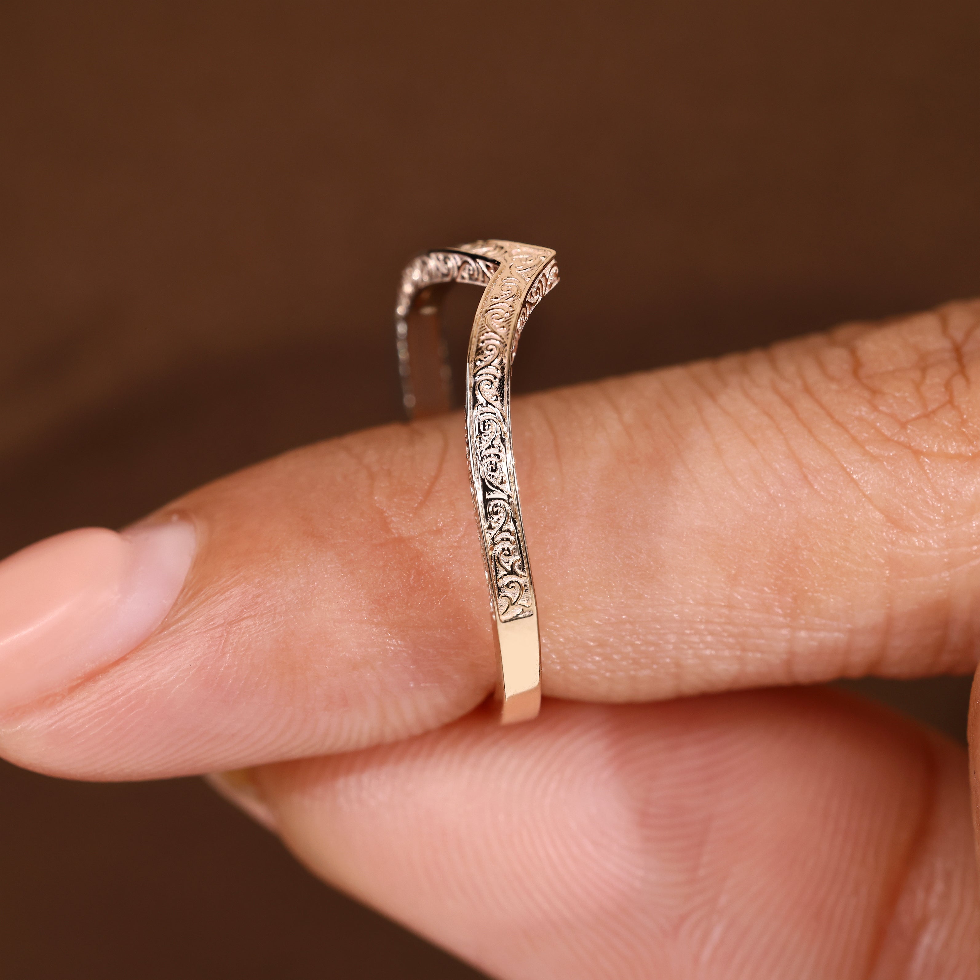 Lab grown marquise ring with vintage inspired details design

