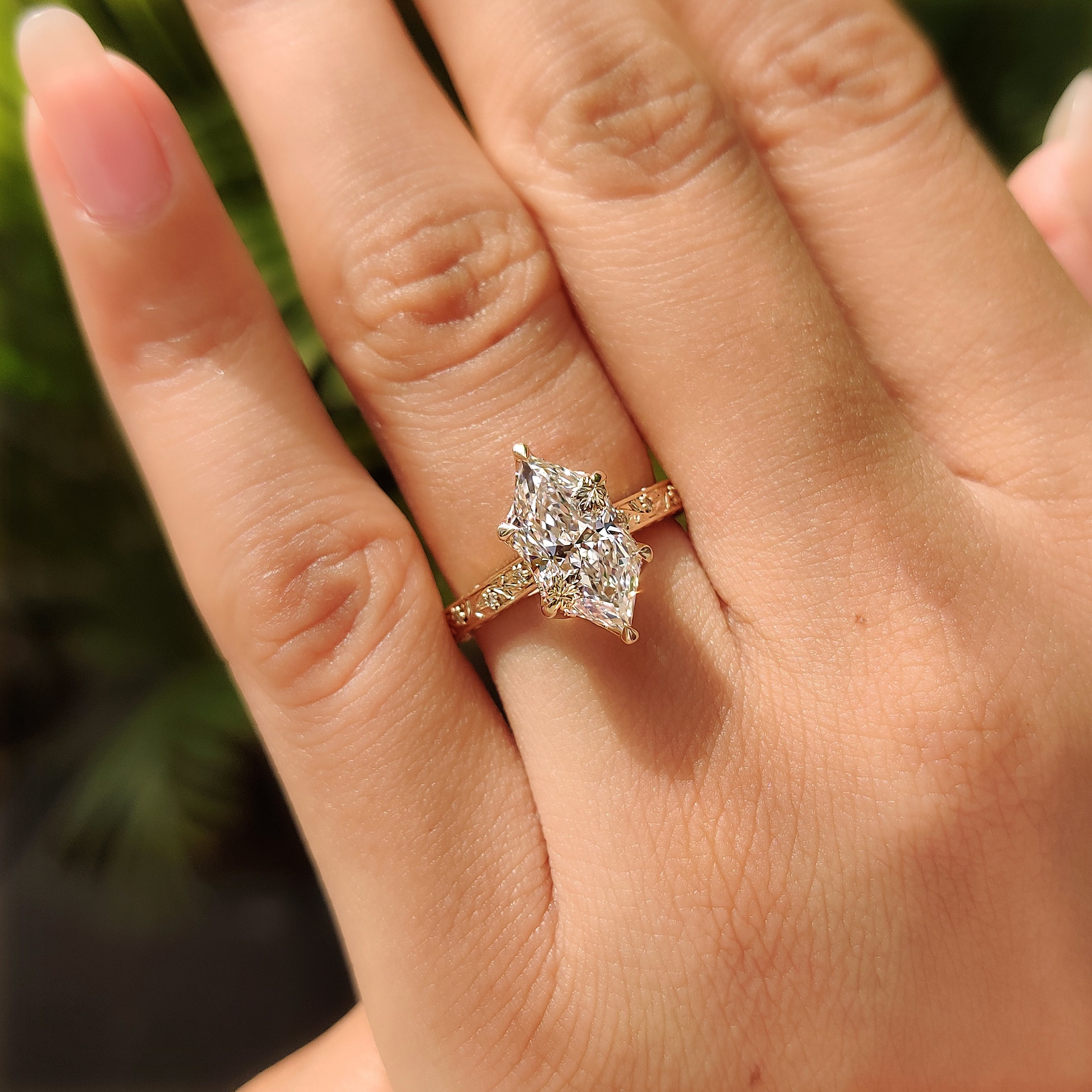 Handmade Dutch marquise diamond ring
