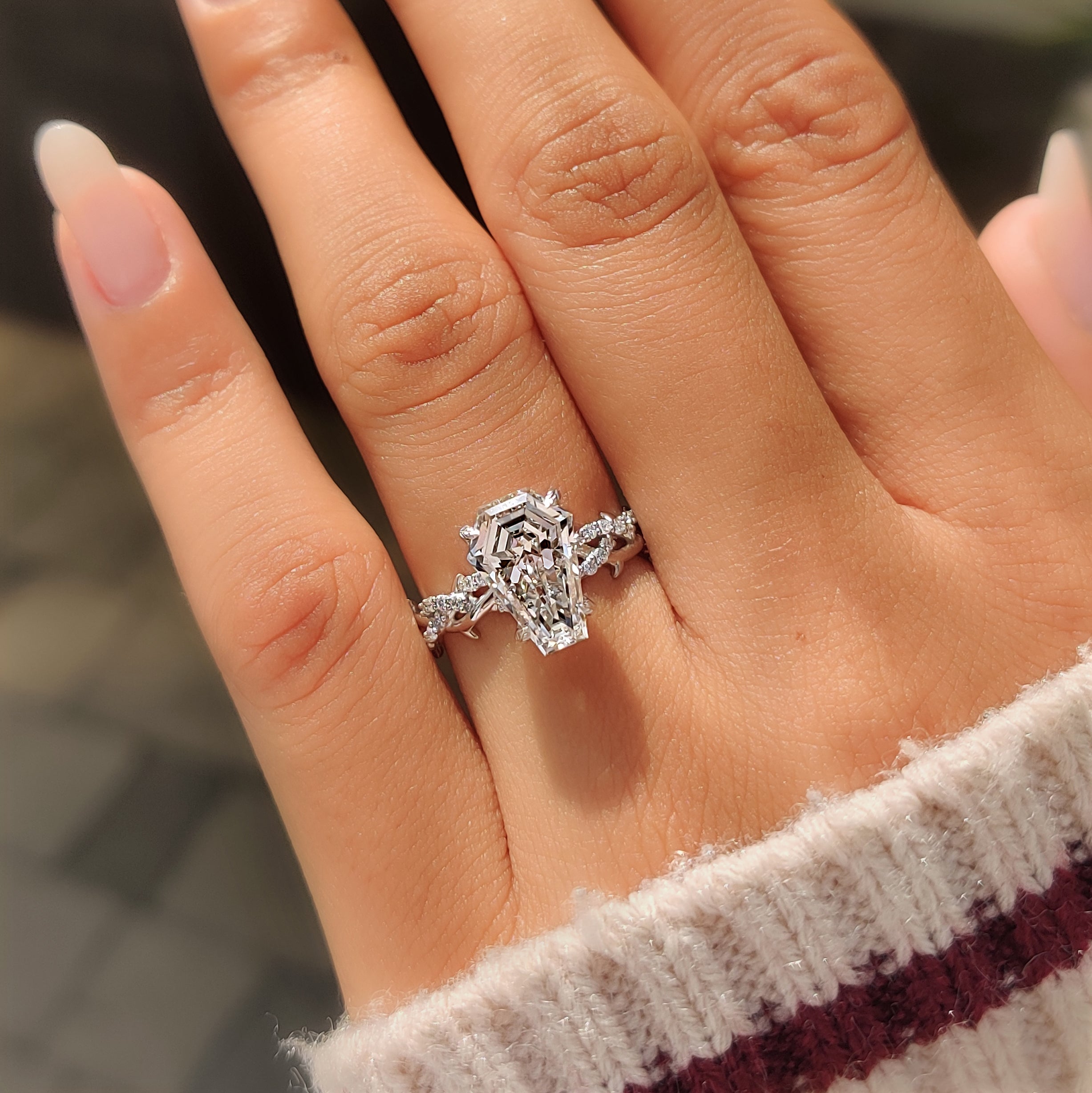 Nature Inspired Coffin Cut Diamond Twisted Thorn Ring