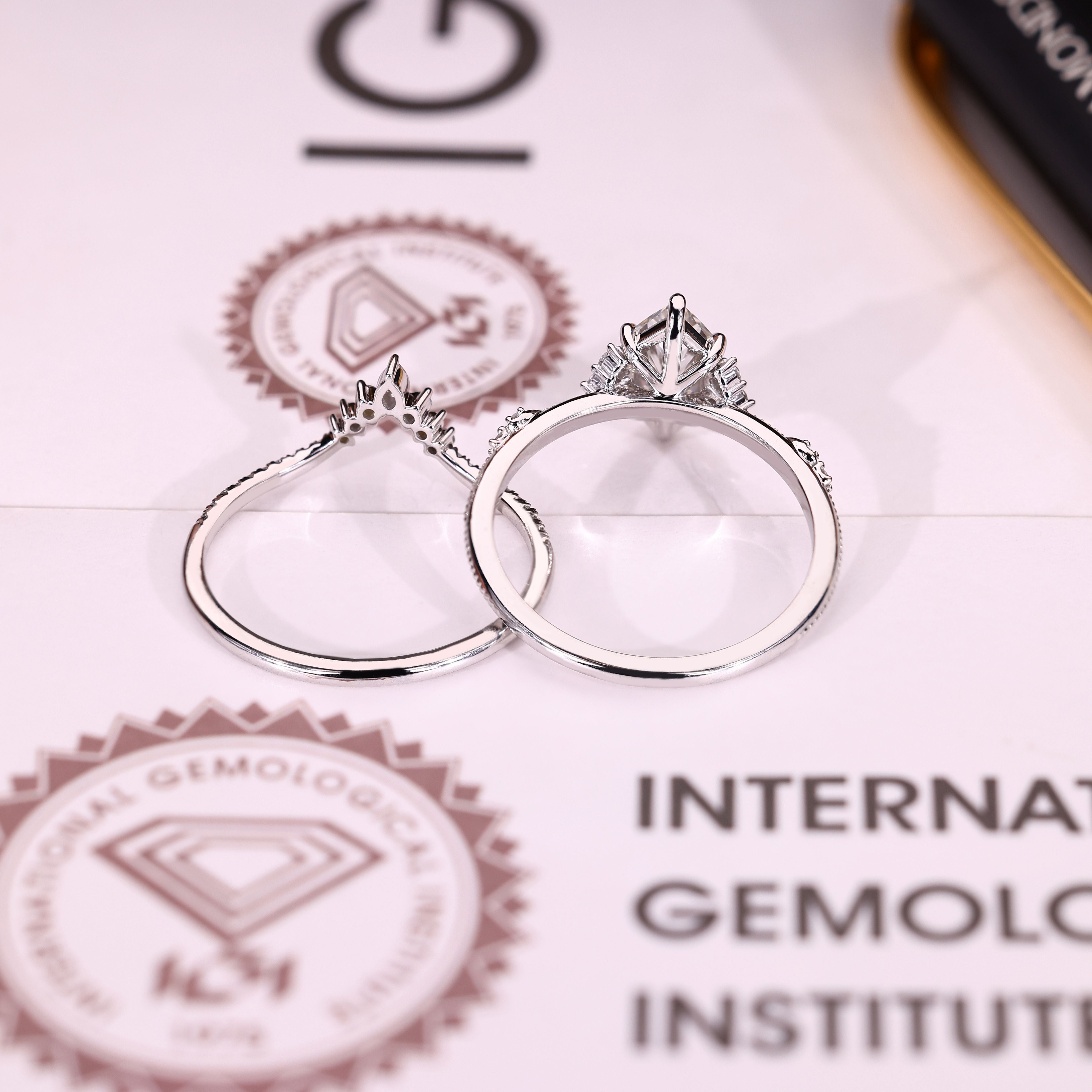 IGI certified bridal set with pear diamond side stones
