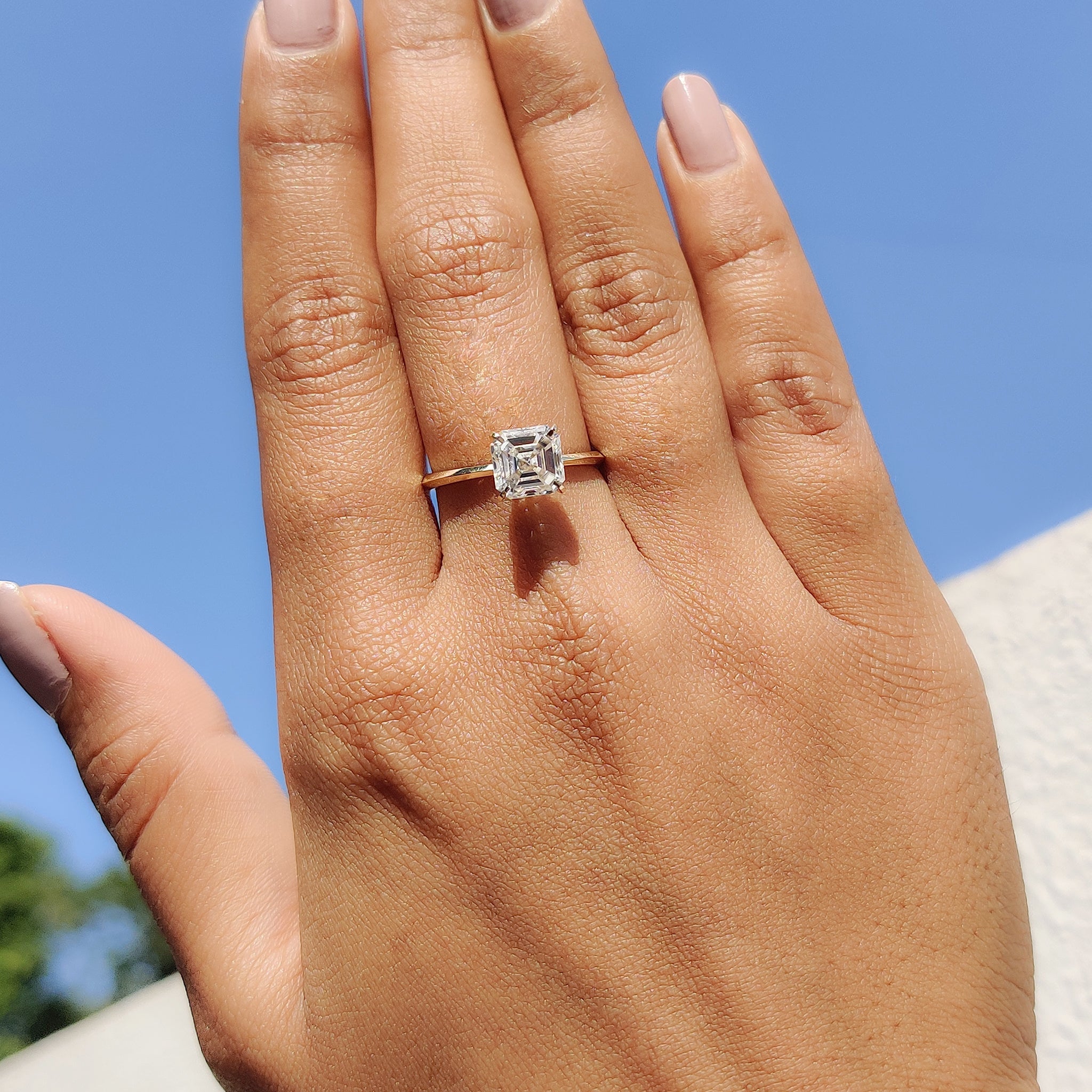 Knife edge solitaire with a minimalist design and brilliant craftsmanship.