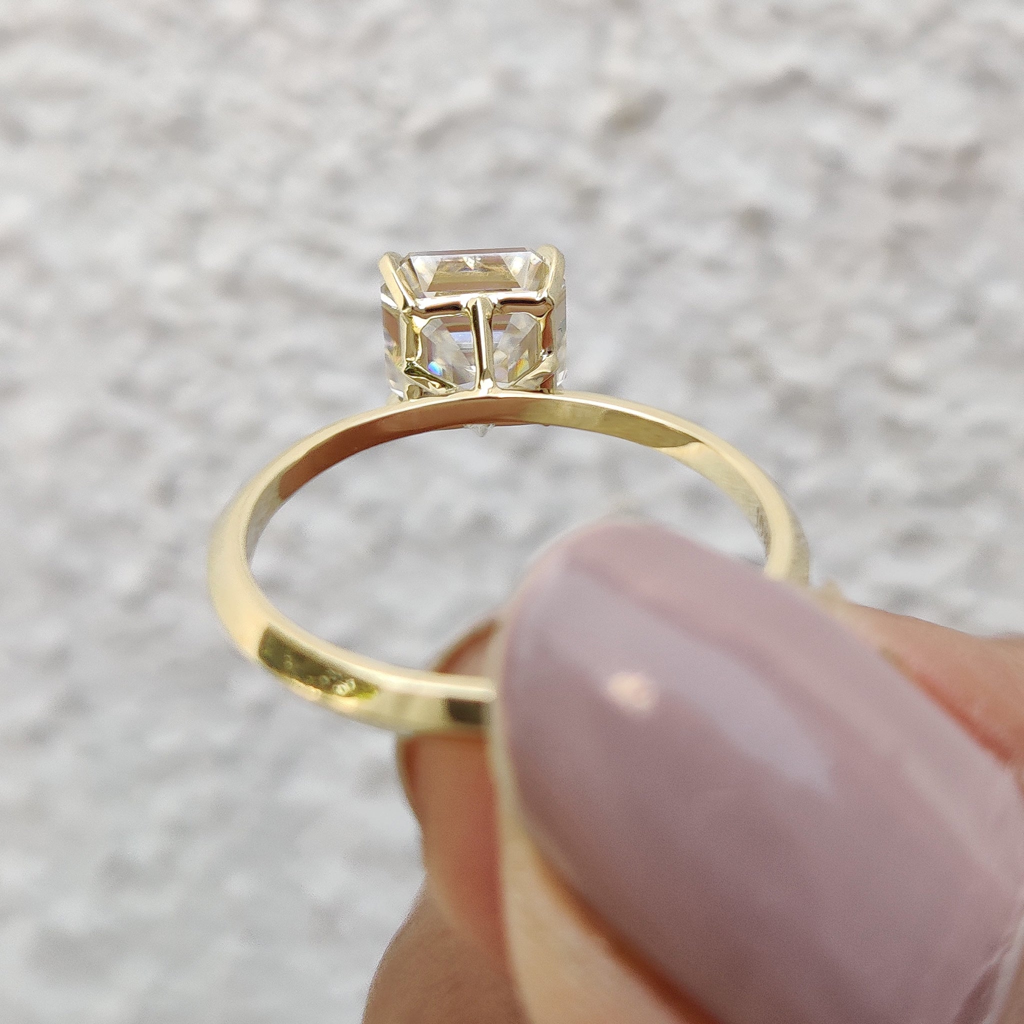 Sleek knife edge ring offering a contemporary twist to traditional designs.
