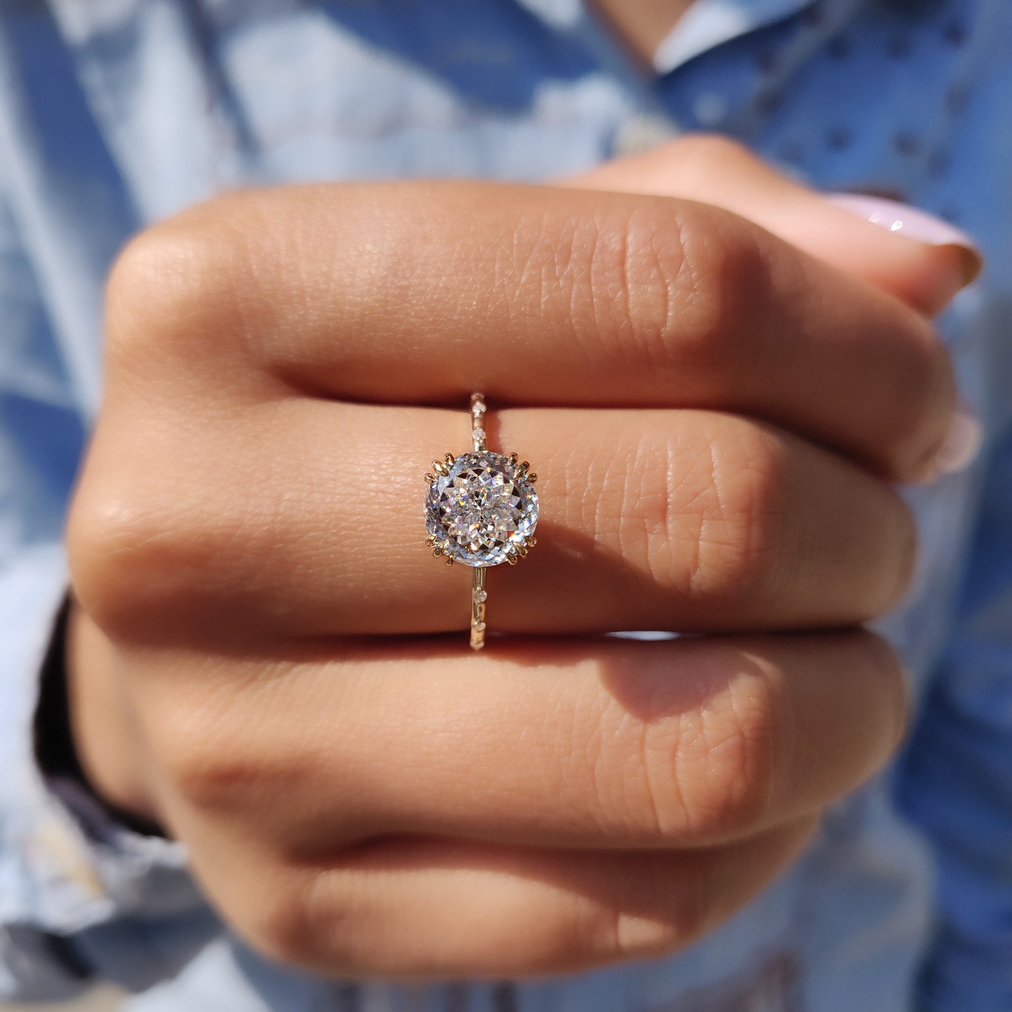 A fishtail prong engagement ring offers a vintage-inspired charm.