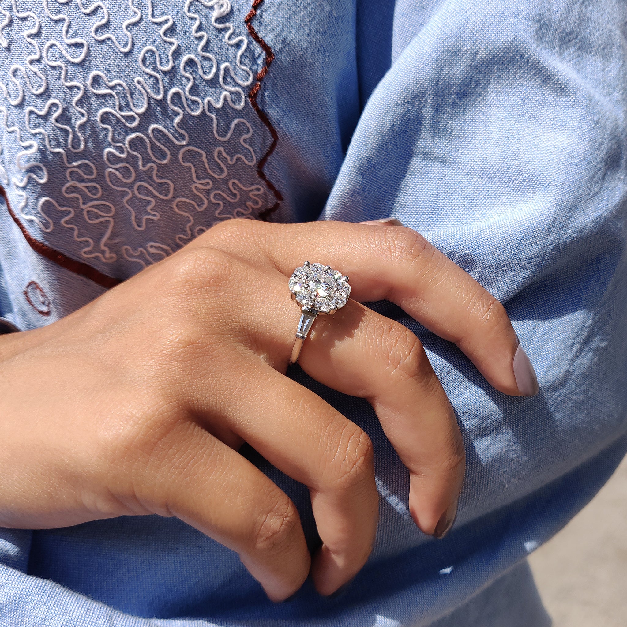 This baguette cut ring features sleek, sharp angles for added elegance.
