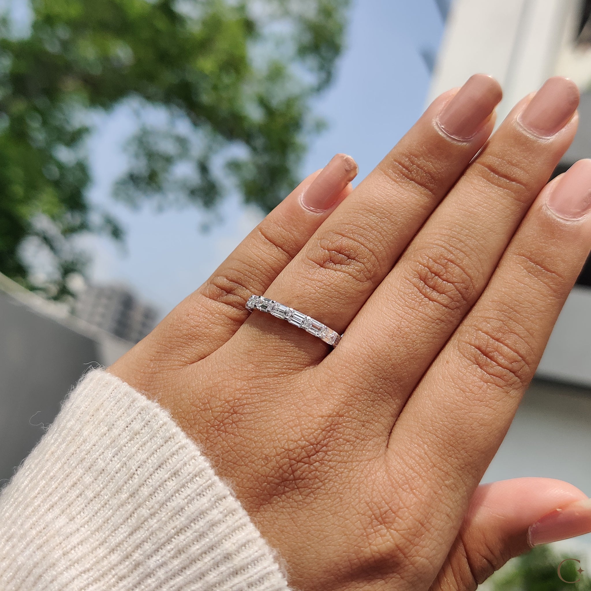 Lab grown diamond ring that combines brilliance with ethical values.
